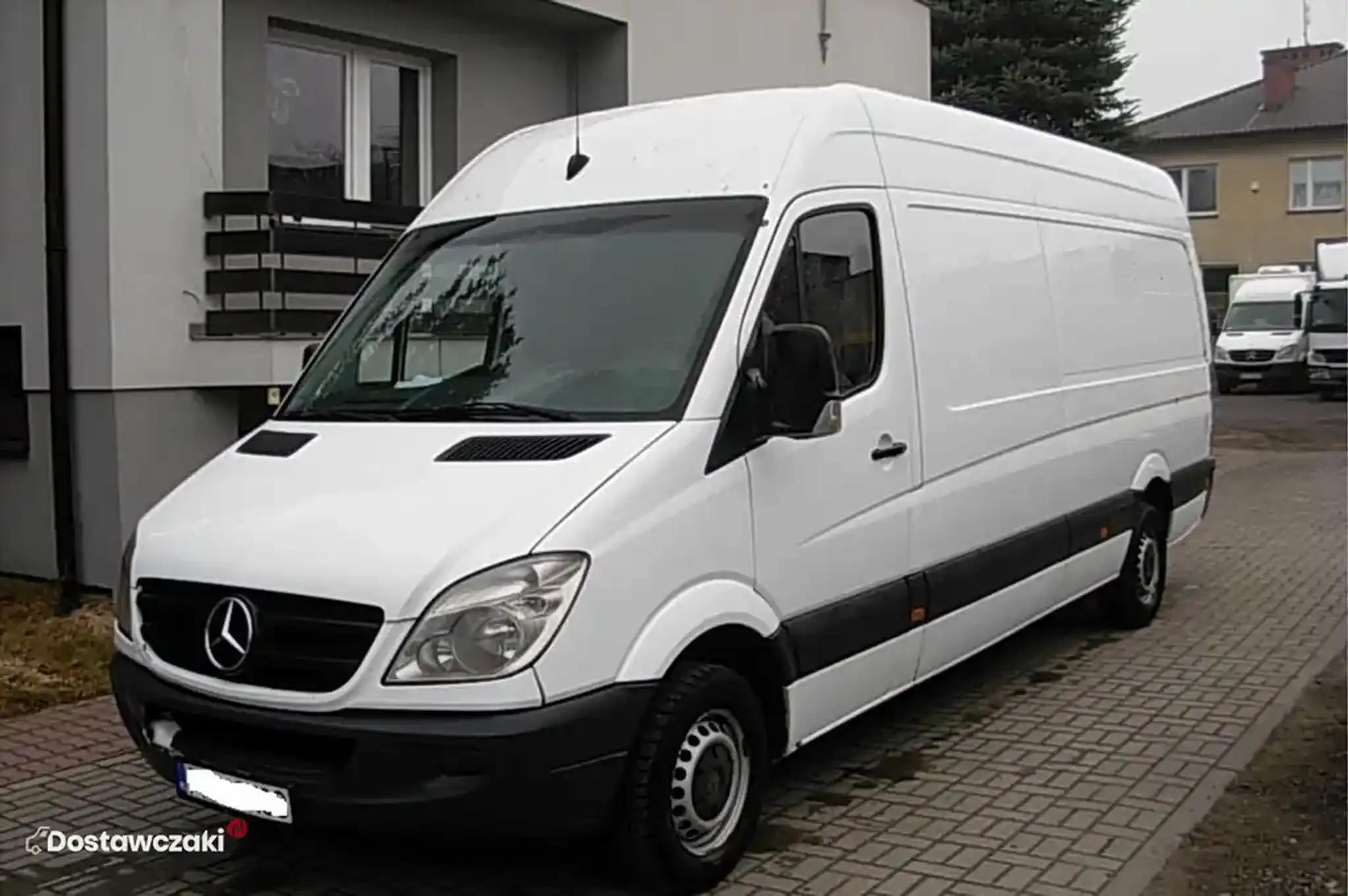 Mercedes-Benz Sprinter Furgon 2012