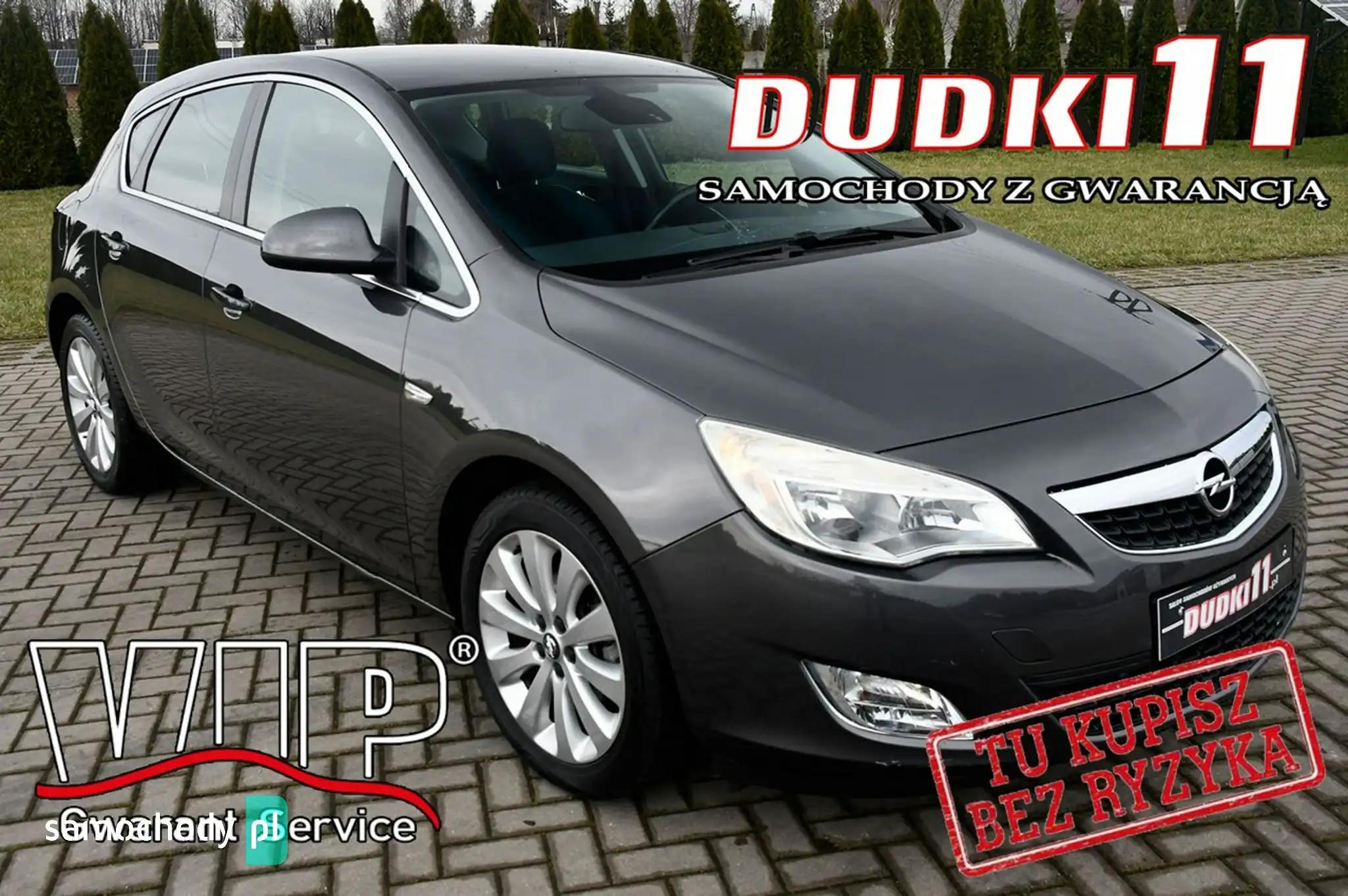 Opel Astra Hatchback 2010