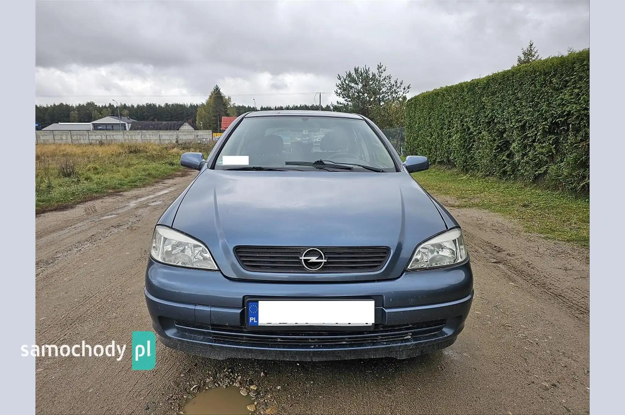 Opel Astra Sedan 1998