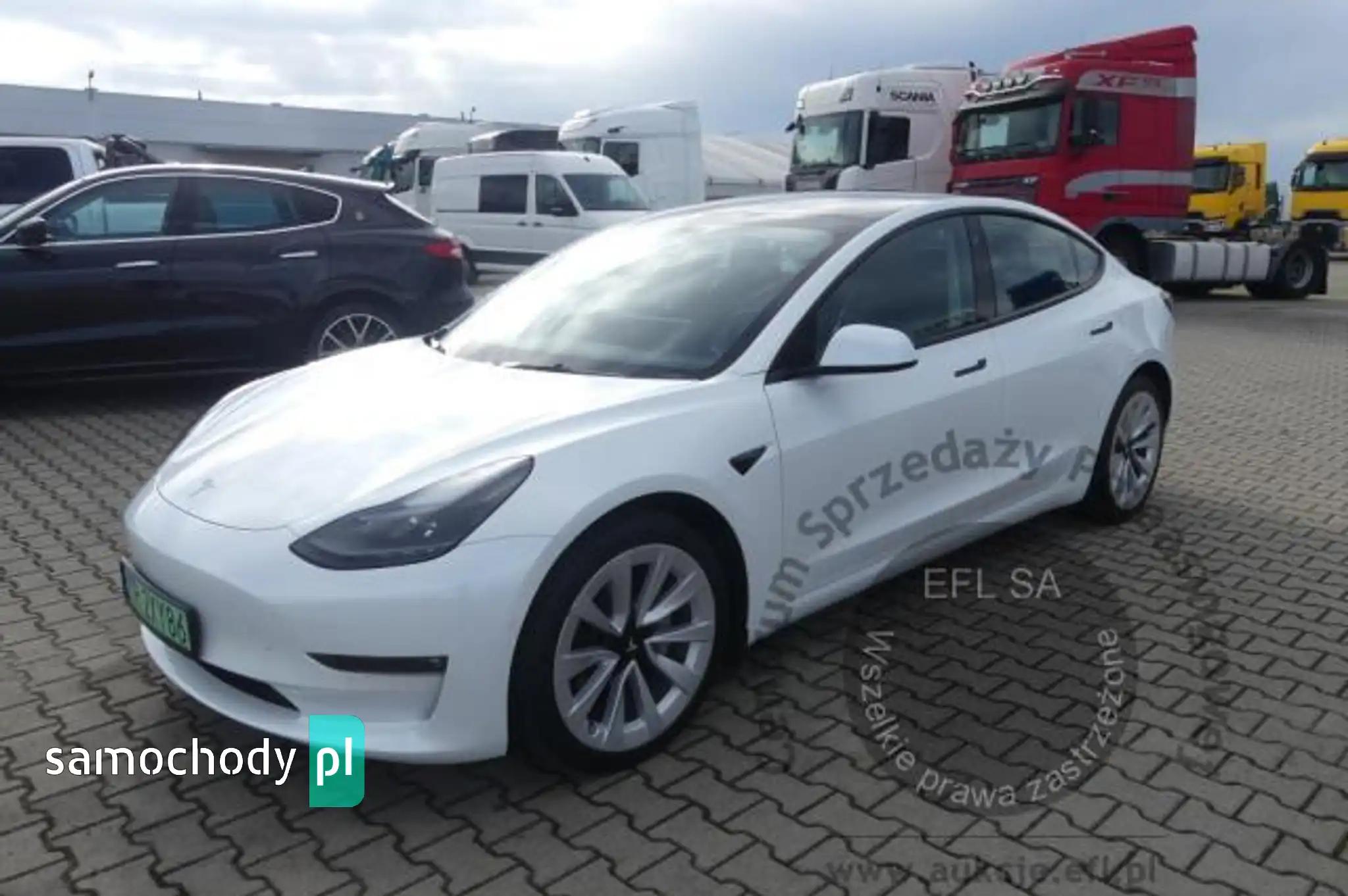 Tesla Model S 2021