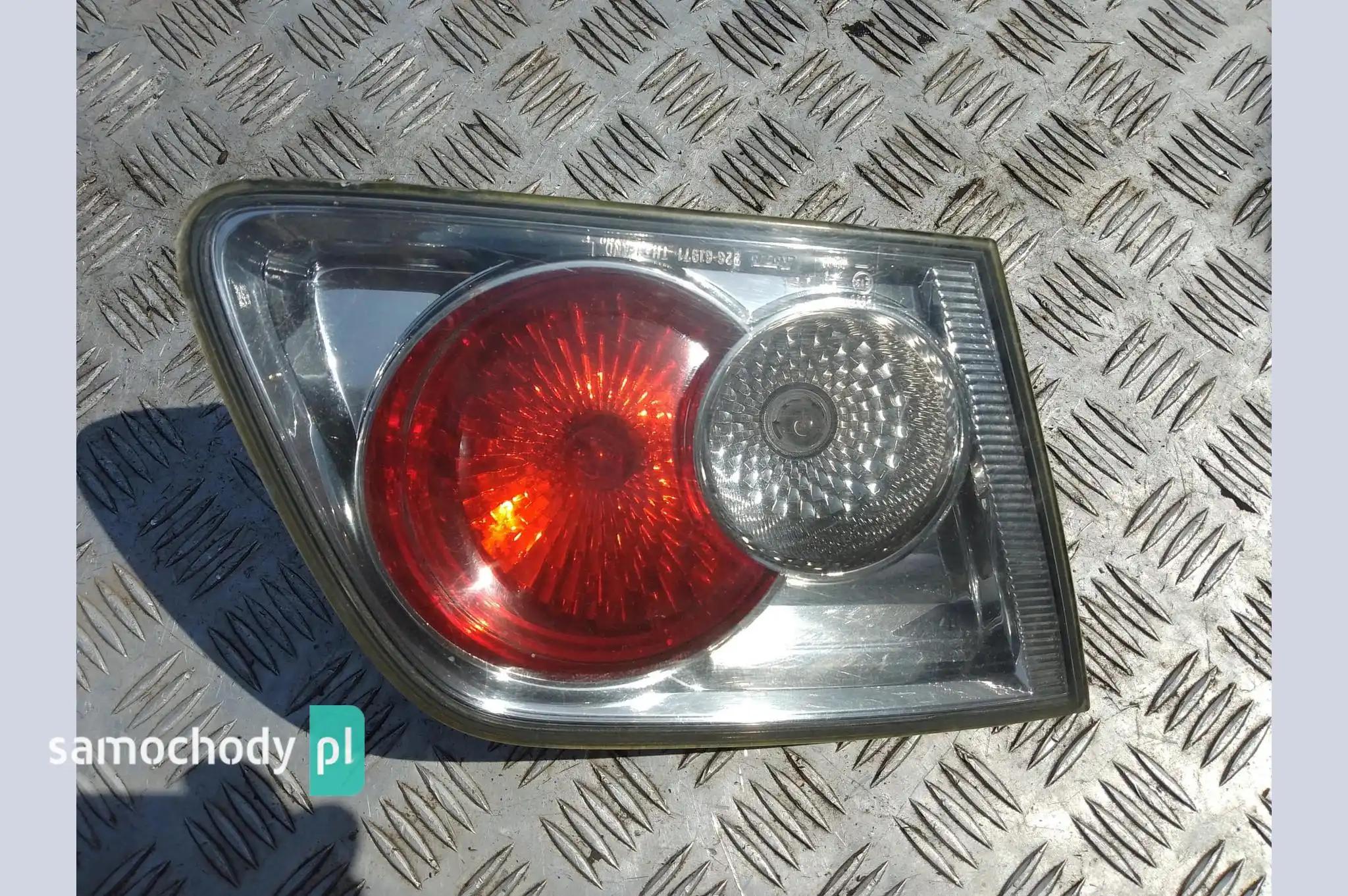 Lampa tył tylna lewa z klapy hatchback Mazda 6 I GG