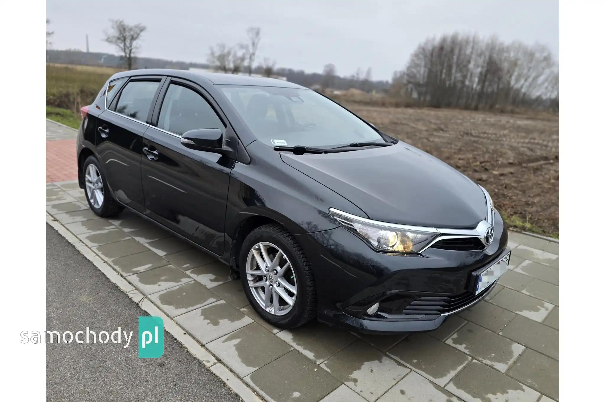 Toyota Auris Hatchback 2017