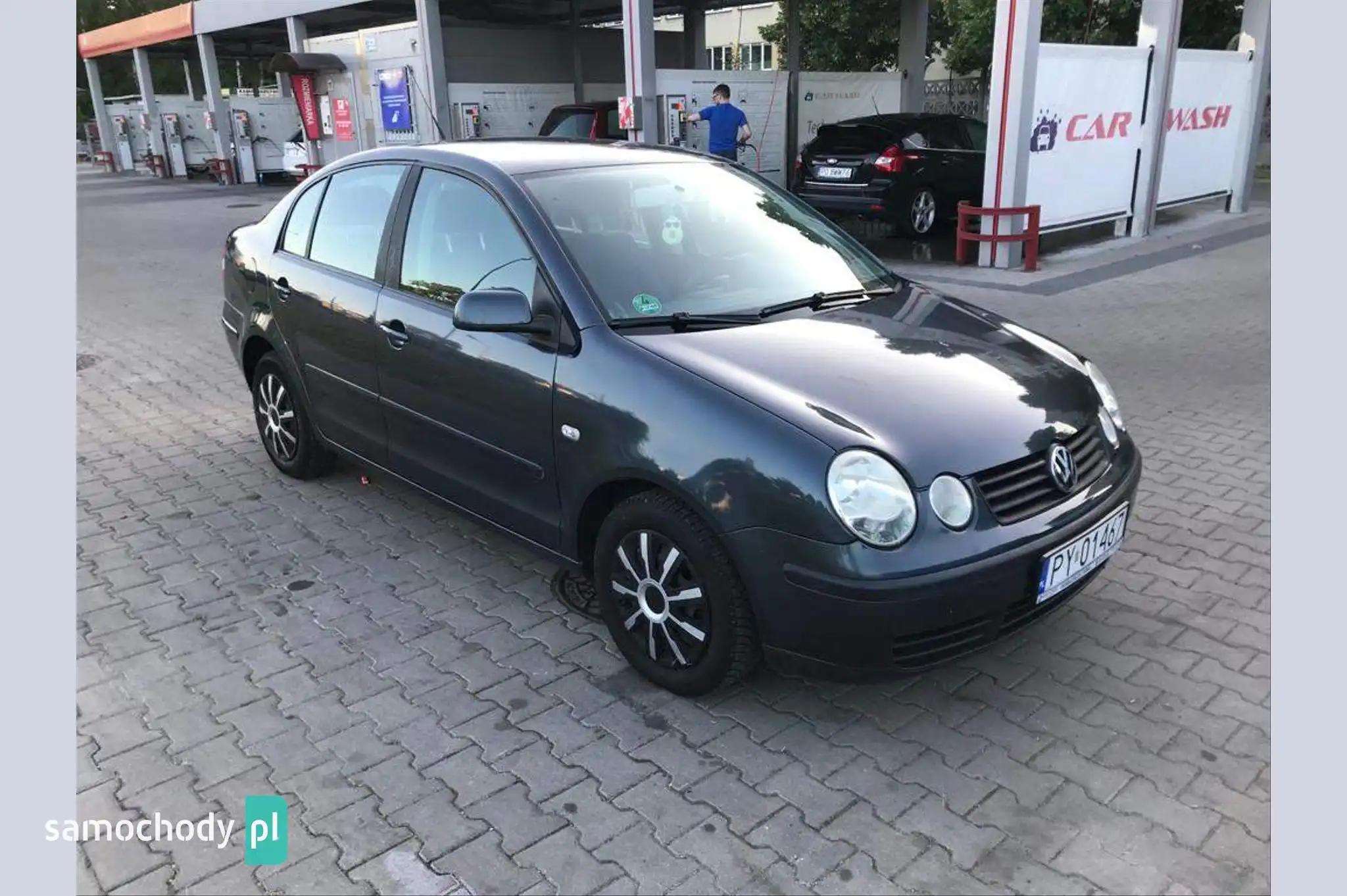 Volkswagen Polo Sedan 2004