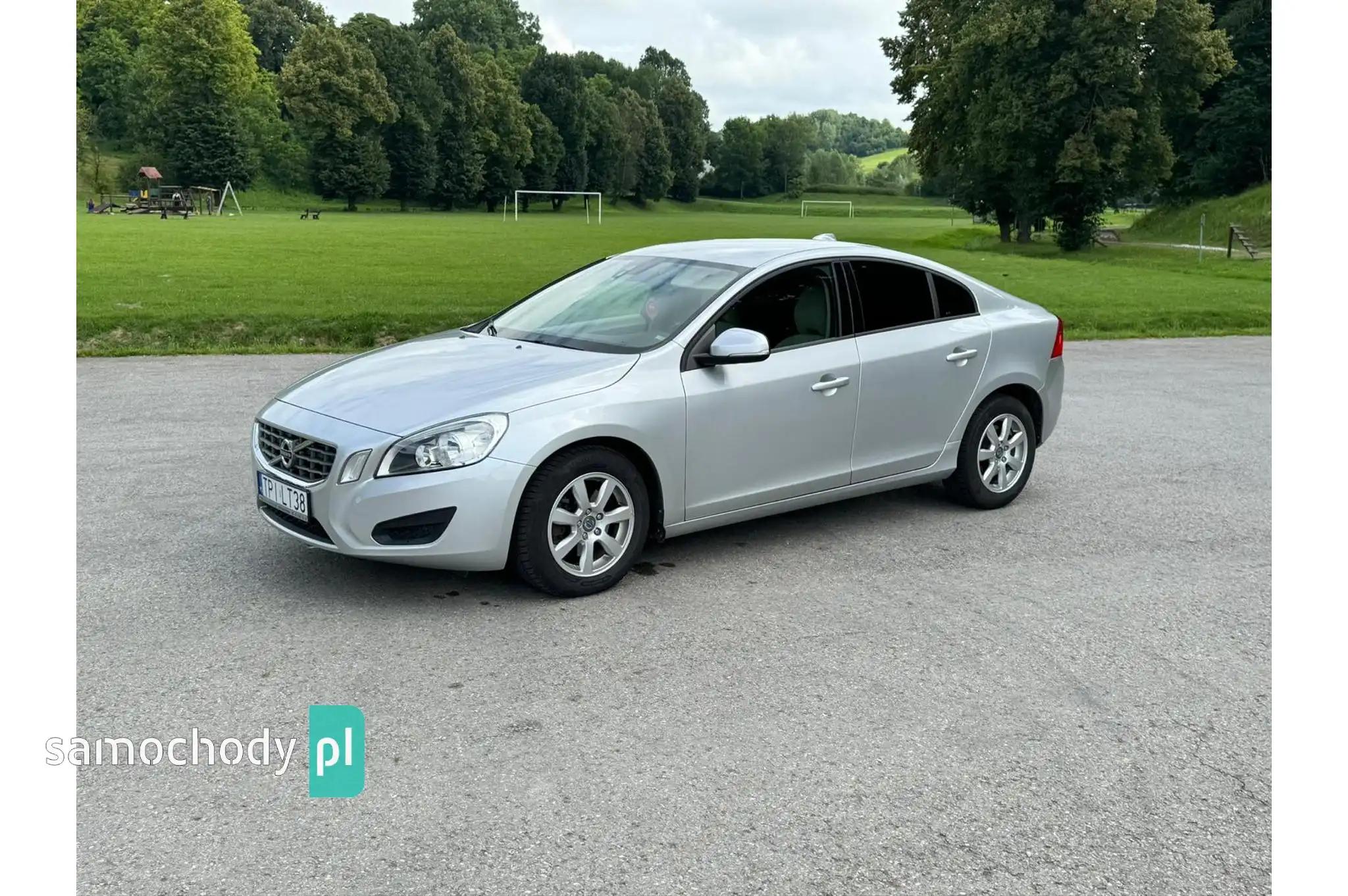 Volvo S60 Sedan 2012