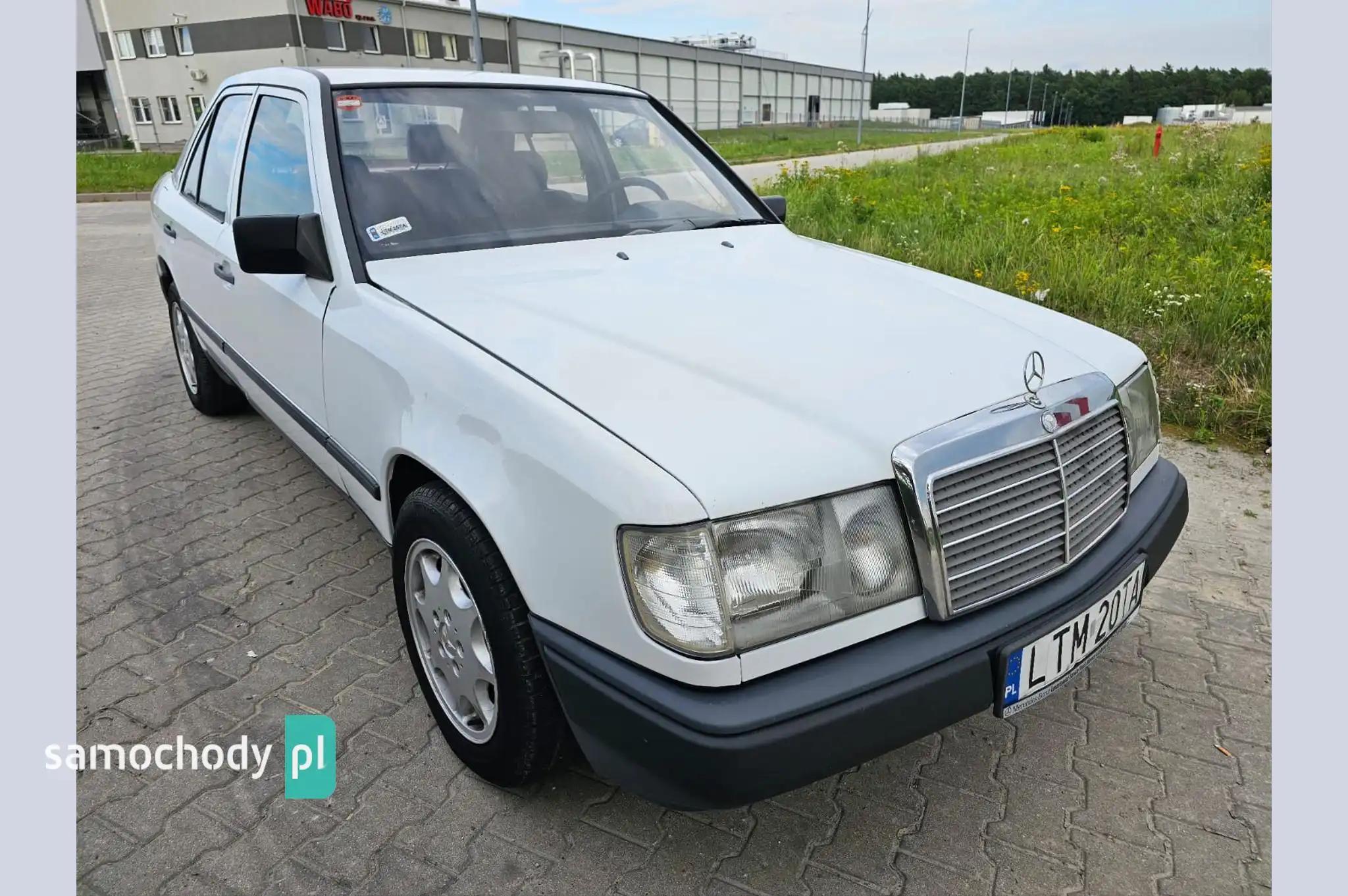 Mercedes-Benz W124 Sedan 1988