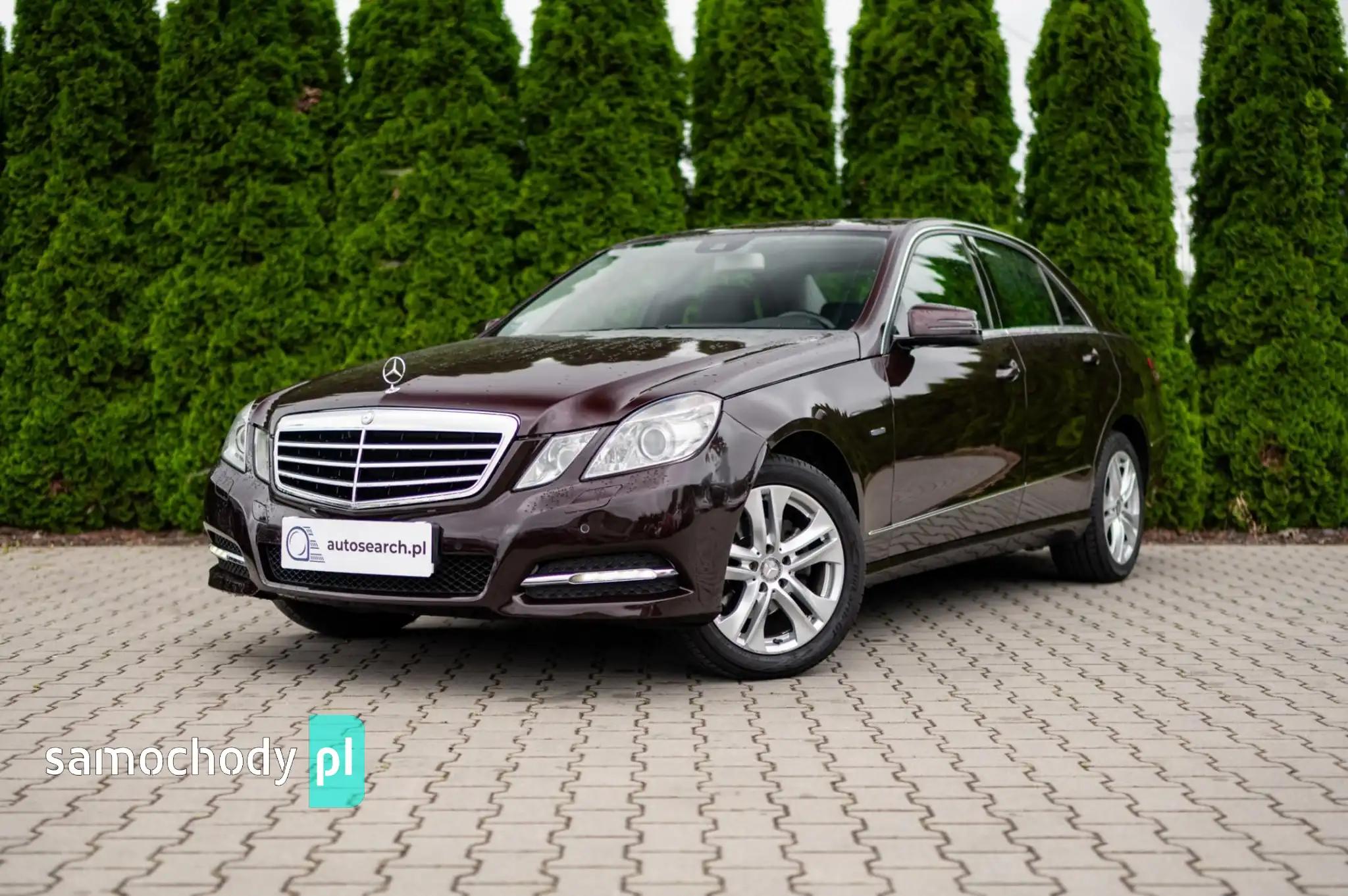 Mercedes-Benz E-Klasa Sedan 2010