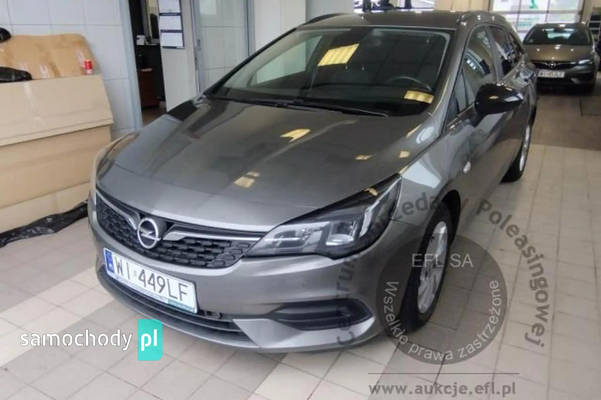 Opel Astra 2021