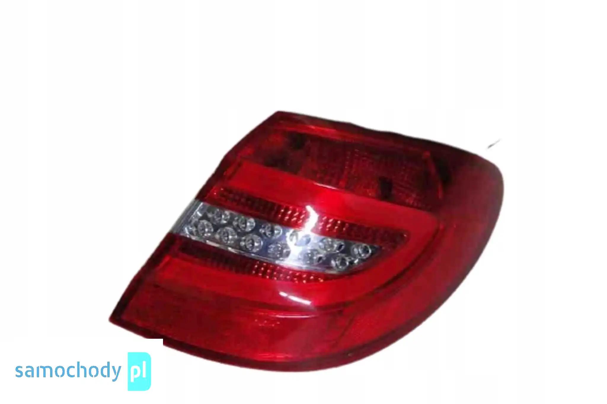 MERCEDES B KLASA W 246 LIFT LAMPA TYLNA LEWA PRAWA