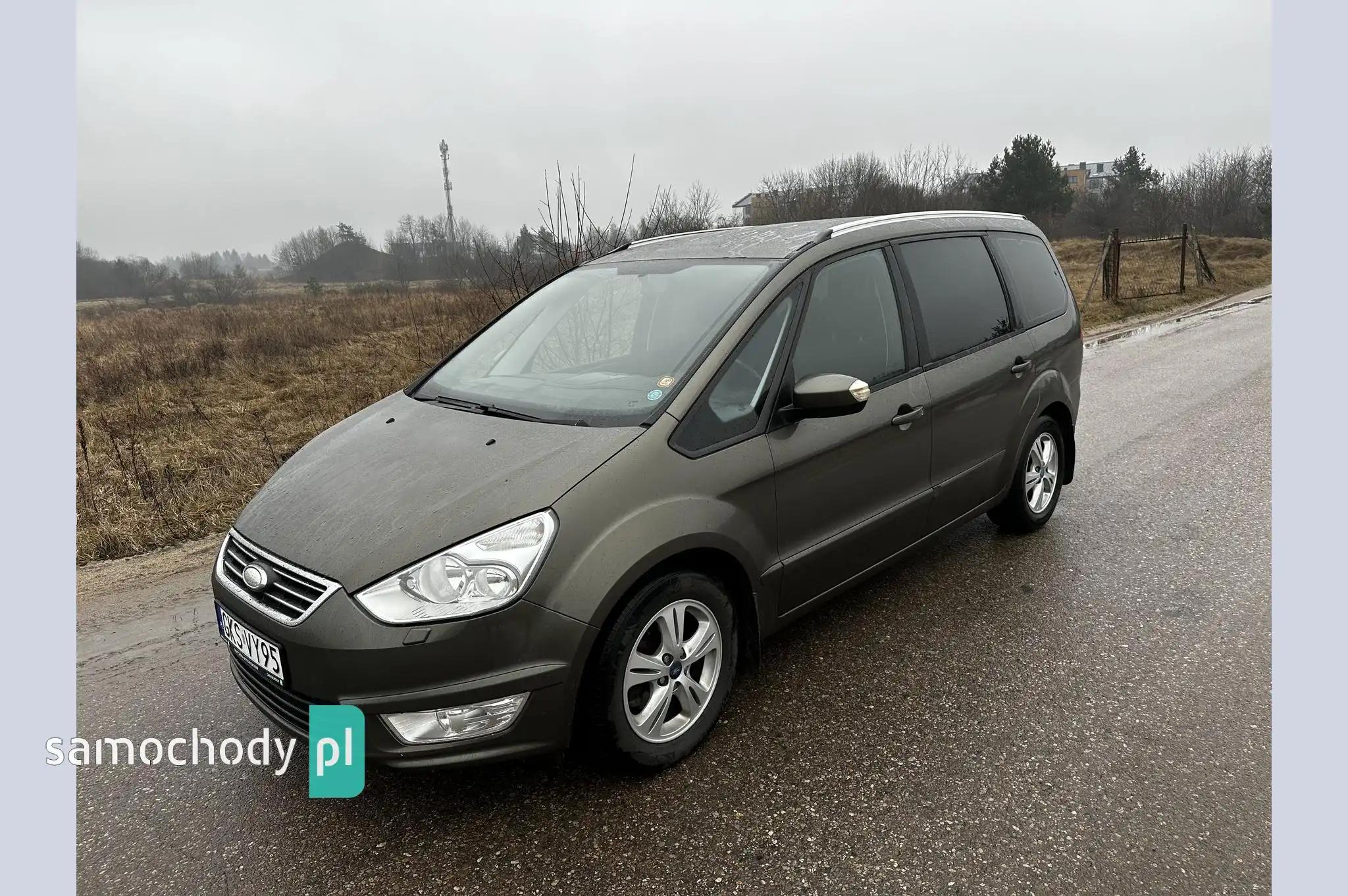 Ford Galaxy Minivan 2011