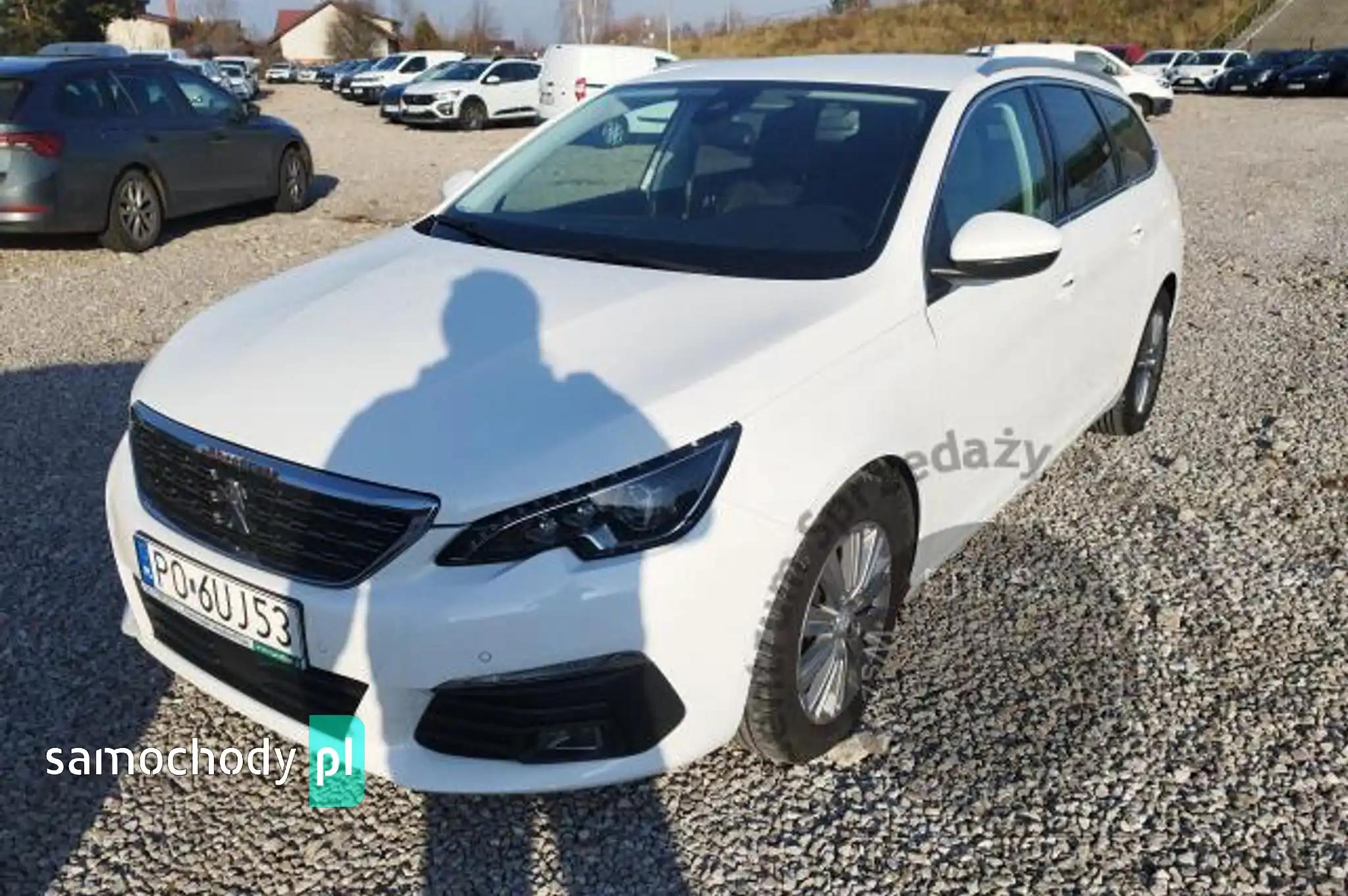Peugeot 308 2021