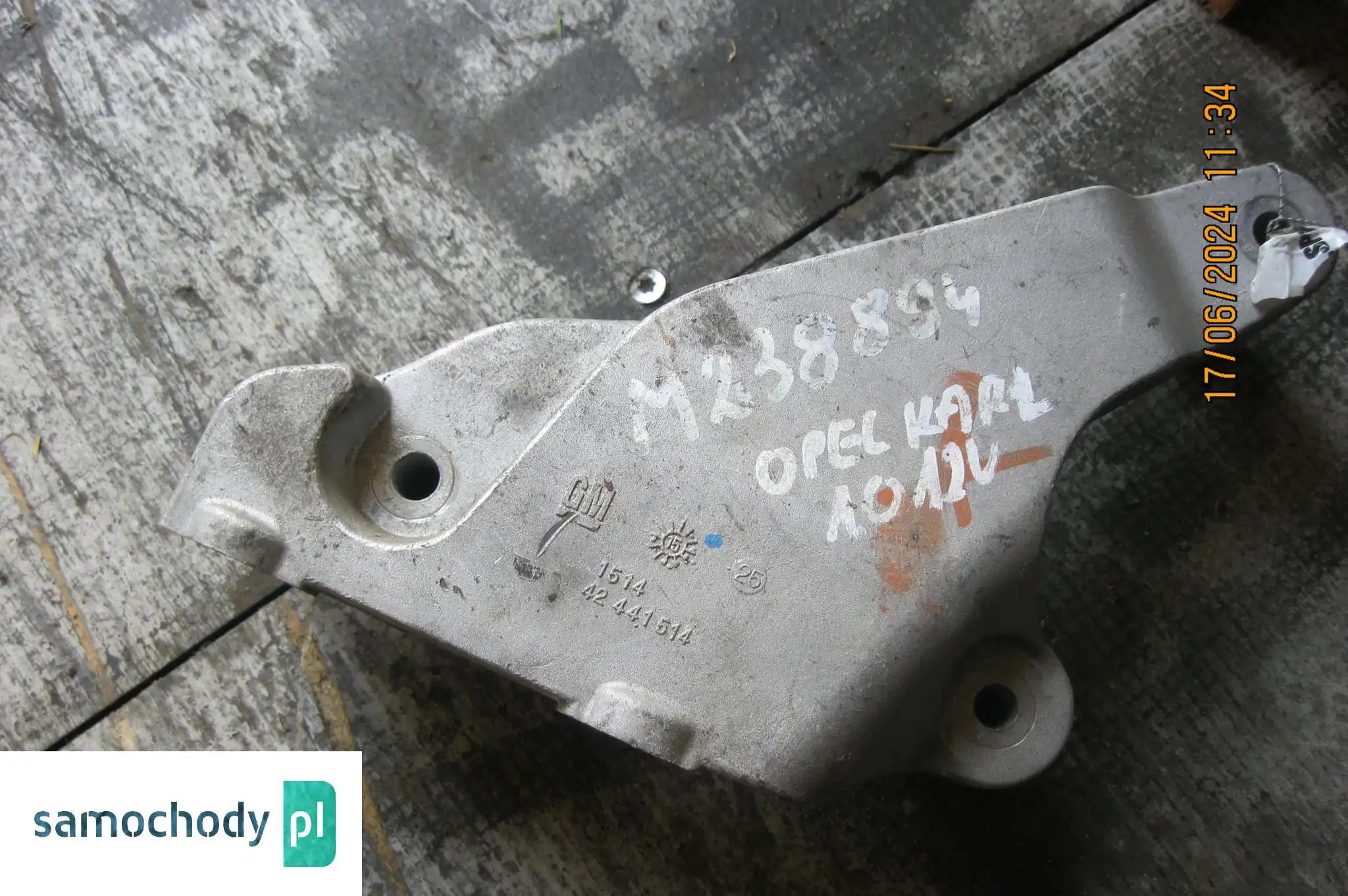 ŁAPA PODUSZKA SILNIKA OPEL KARL 42441514