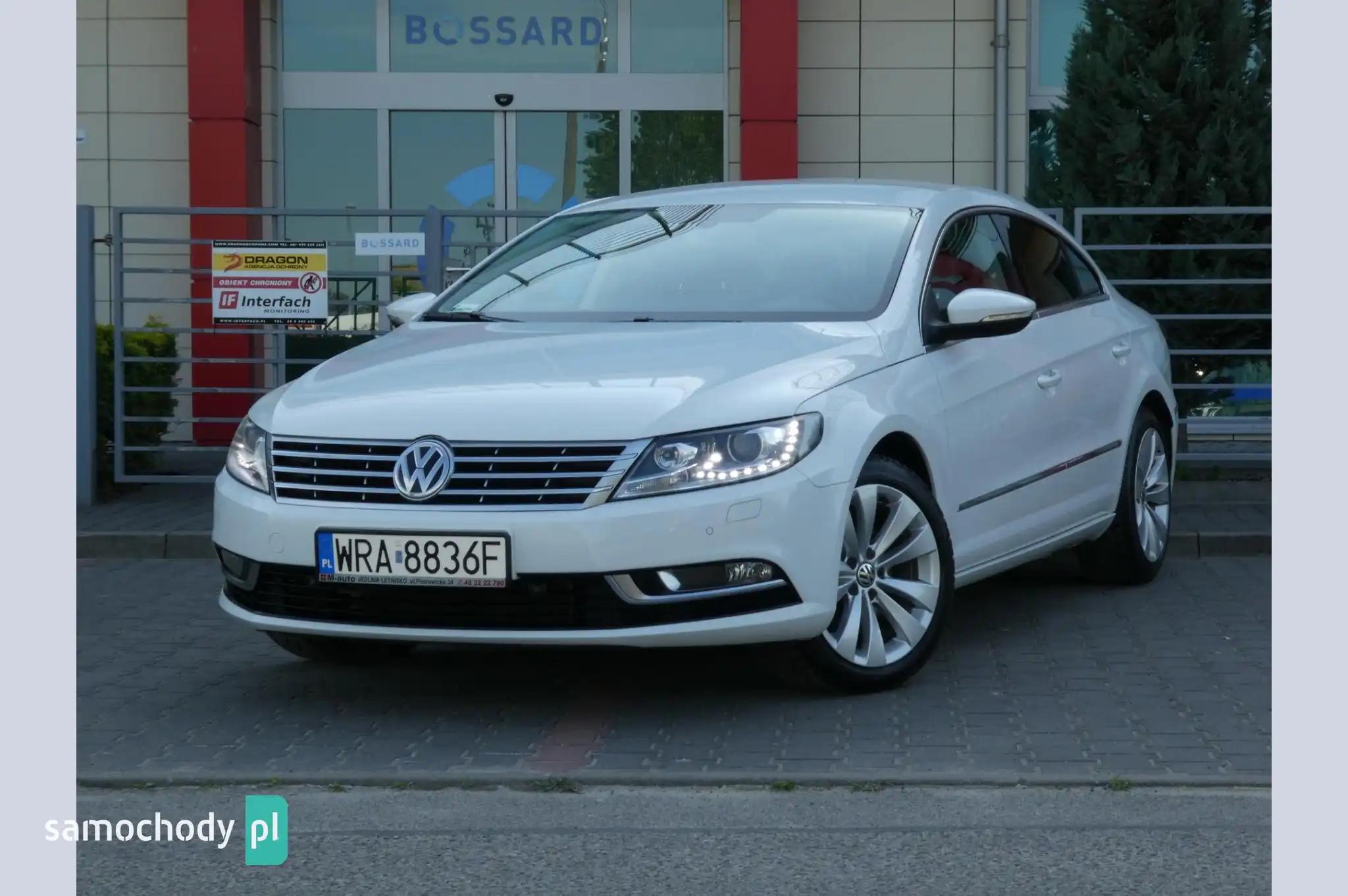 Volkswagen Passat CC Sedan 2012