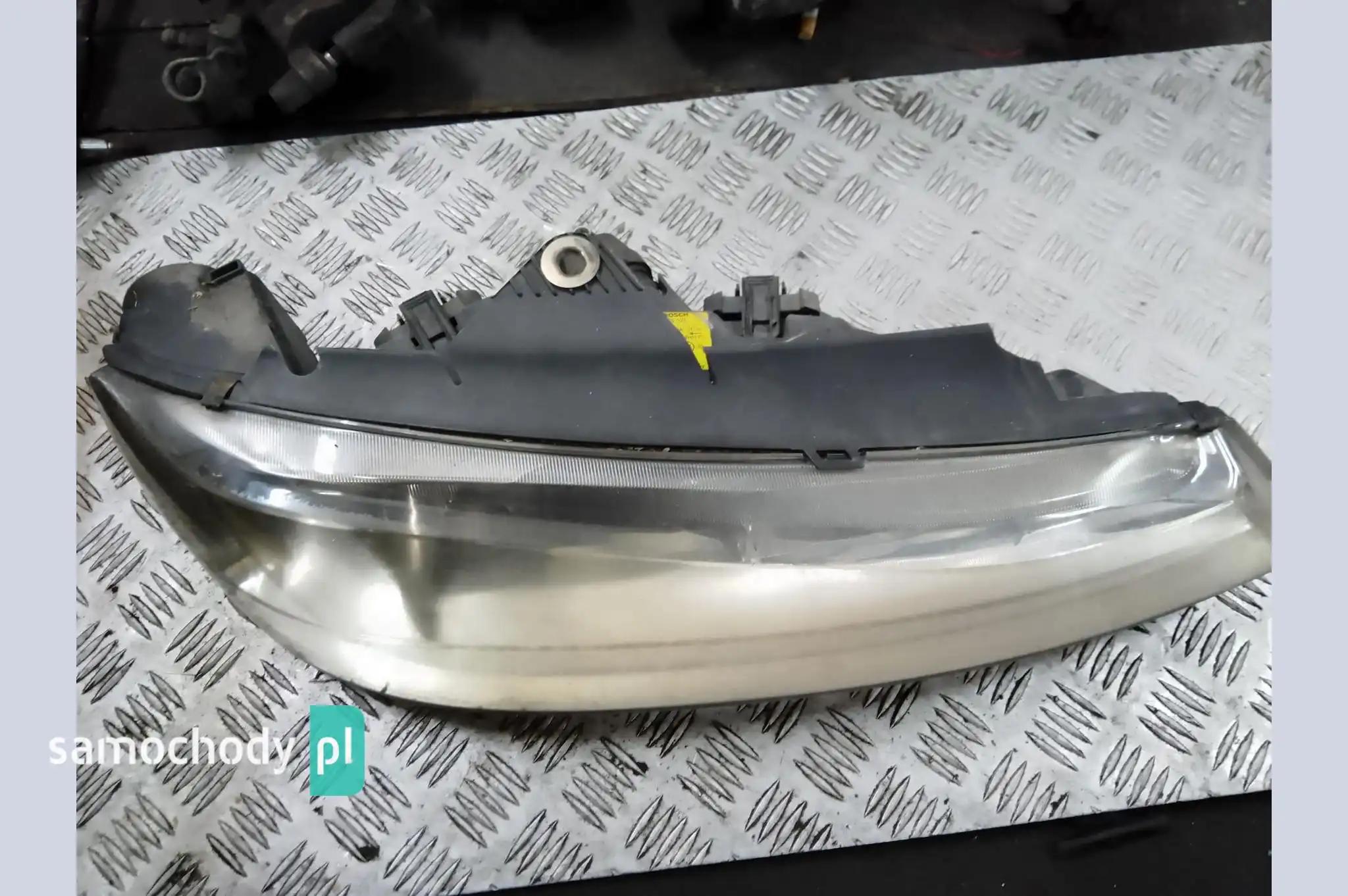 Lampa prawa przednia przód Peugeot 406 lift EU