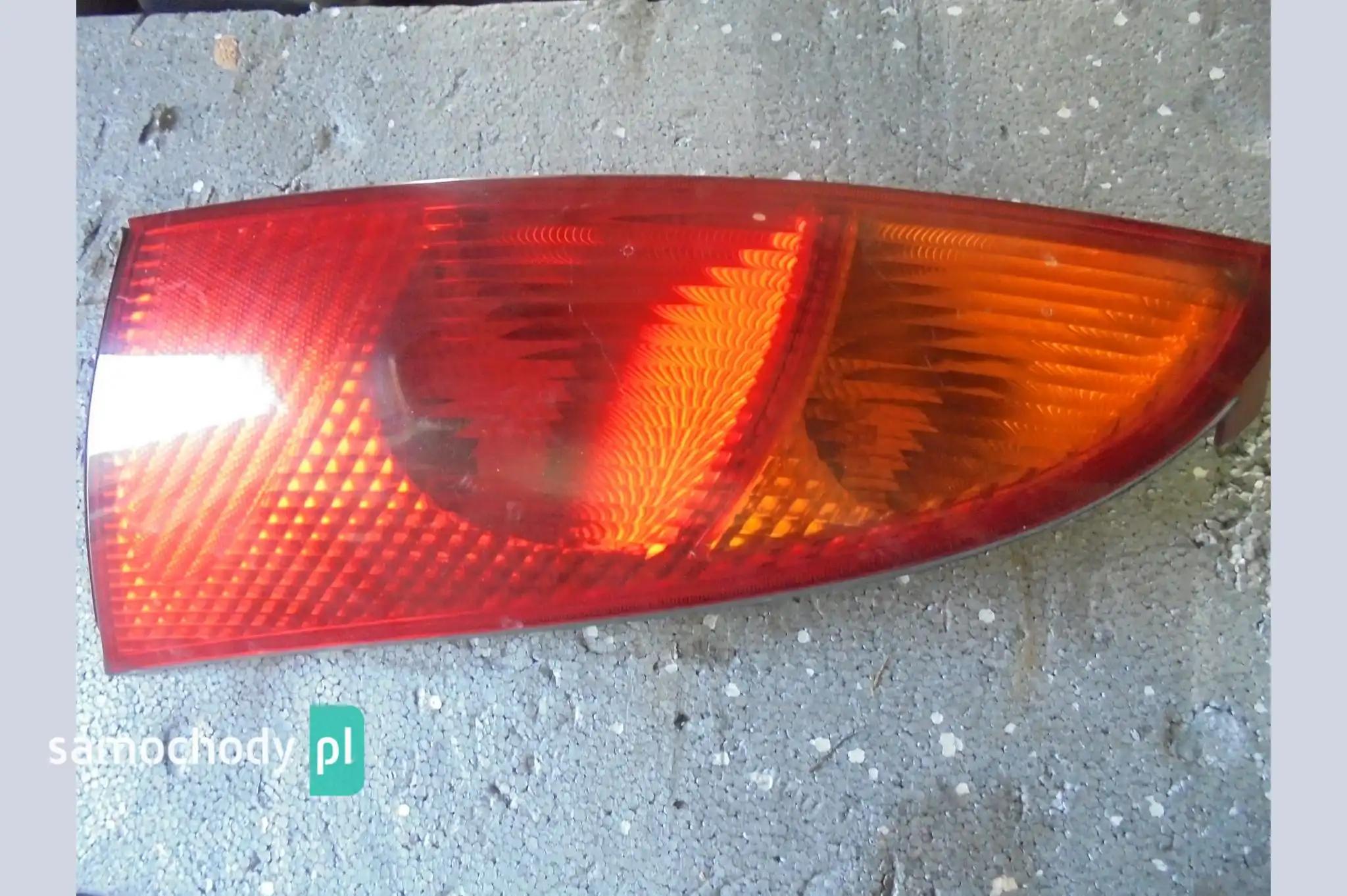 Lampa prawa tył Ford Focus Mk1 hatchback