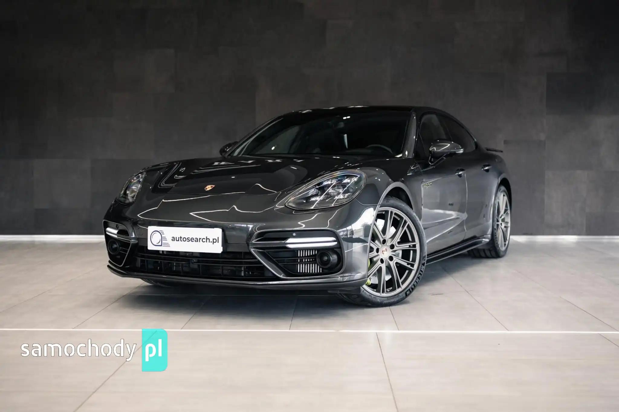 Porsche Panamera Sedan 2019