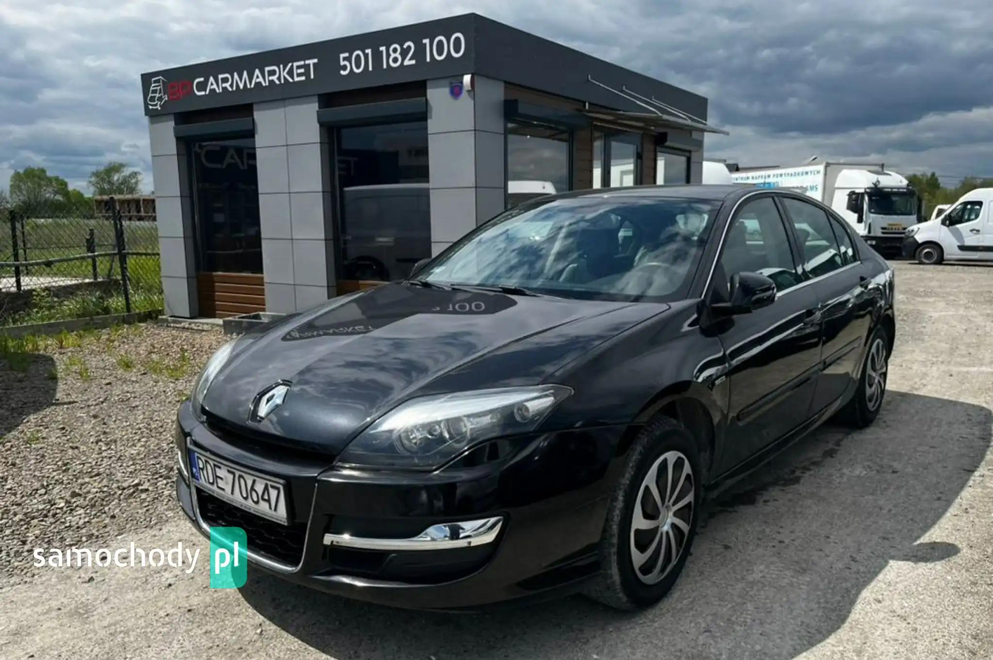 Renault Laguna Sedan 2015