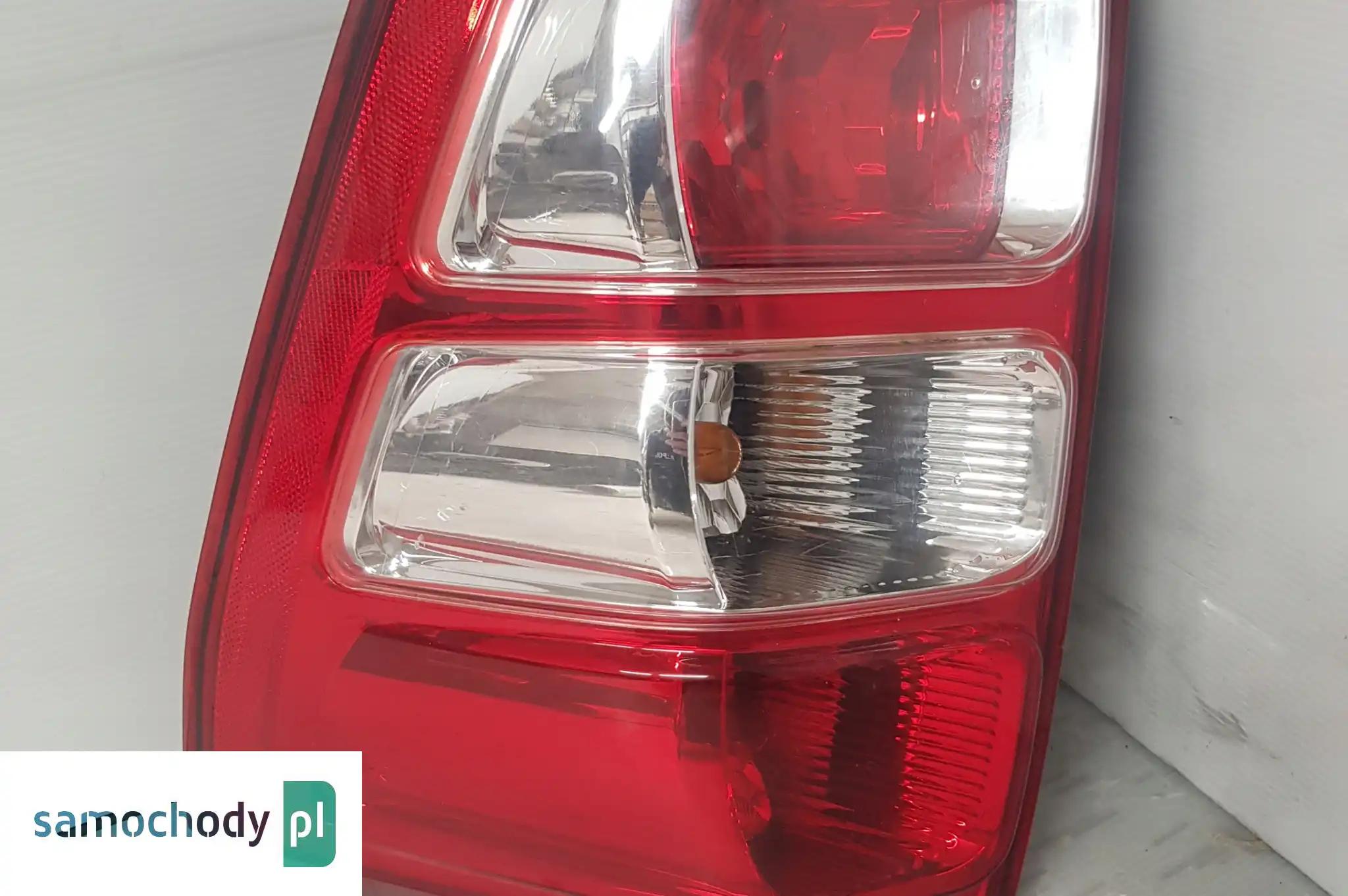 SUZUKI GRAND VITARA II LIFT LAMPA PRAWY TYŁ UK