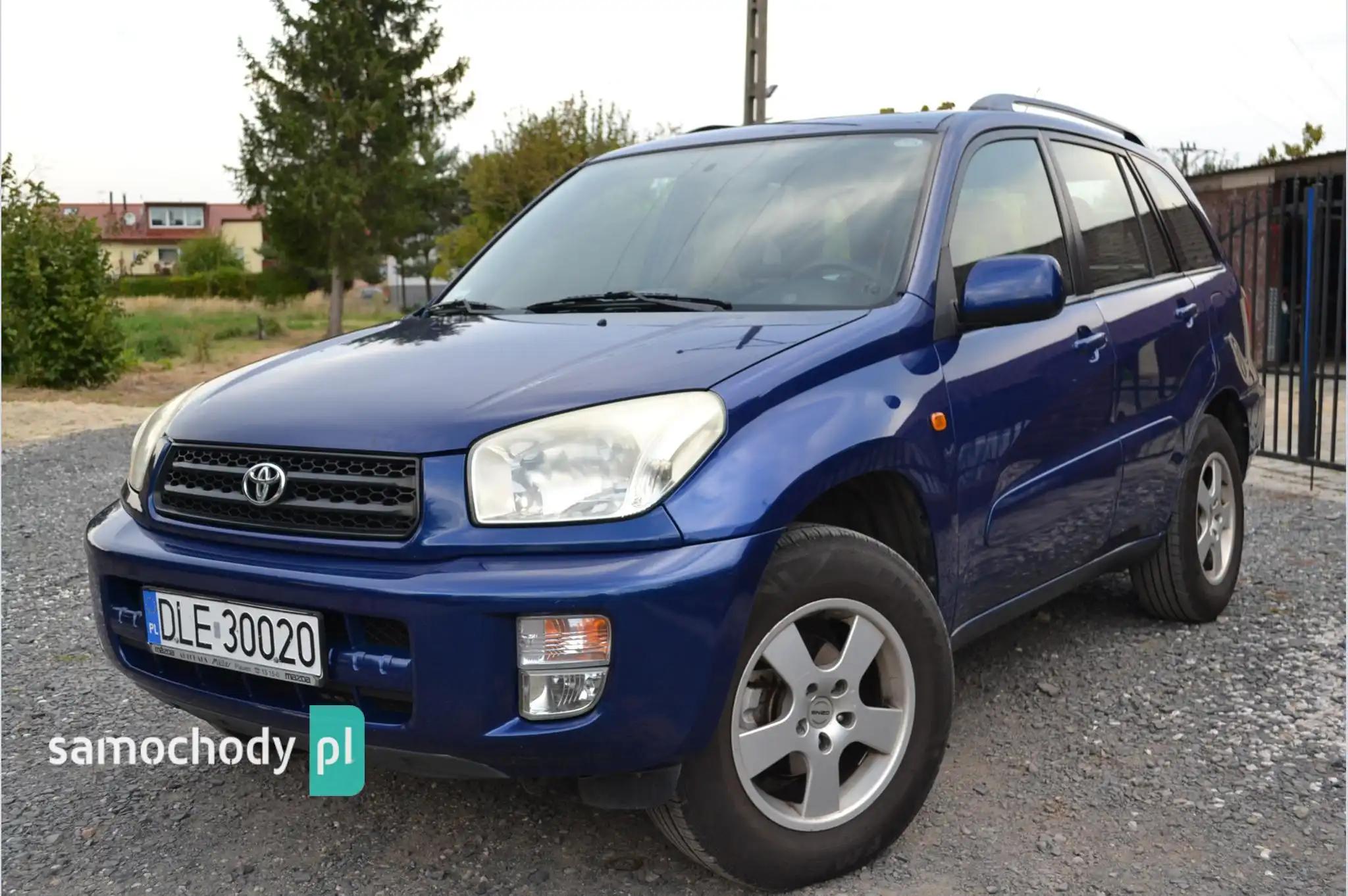 Toyota RAV4 SUV 2004