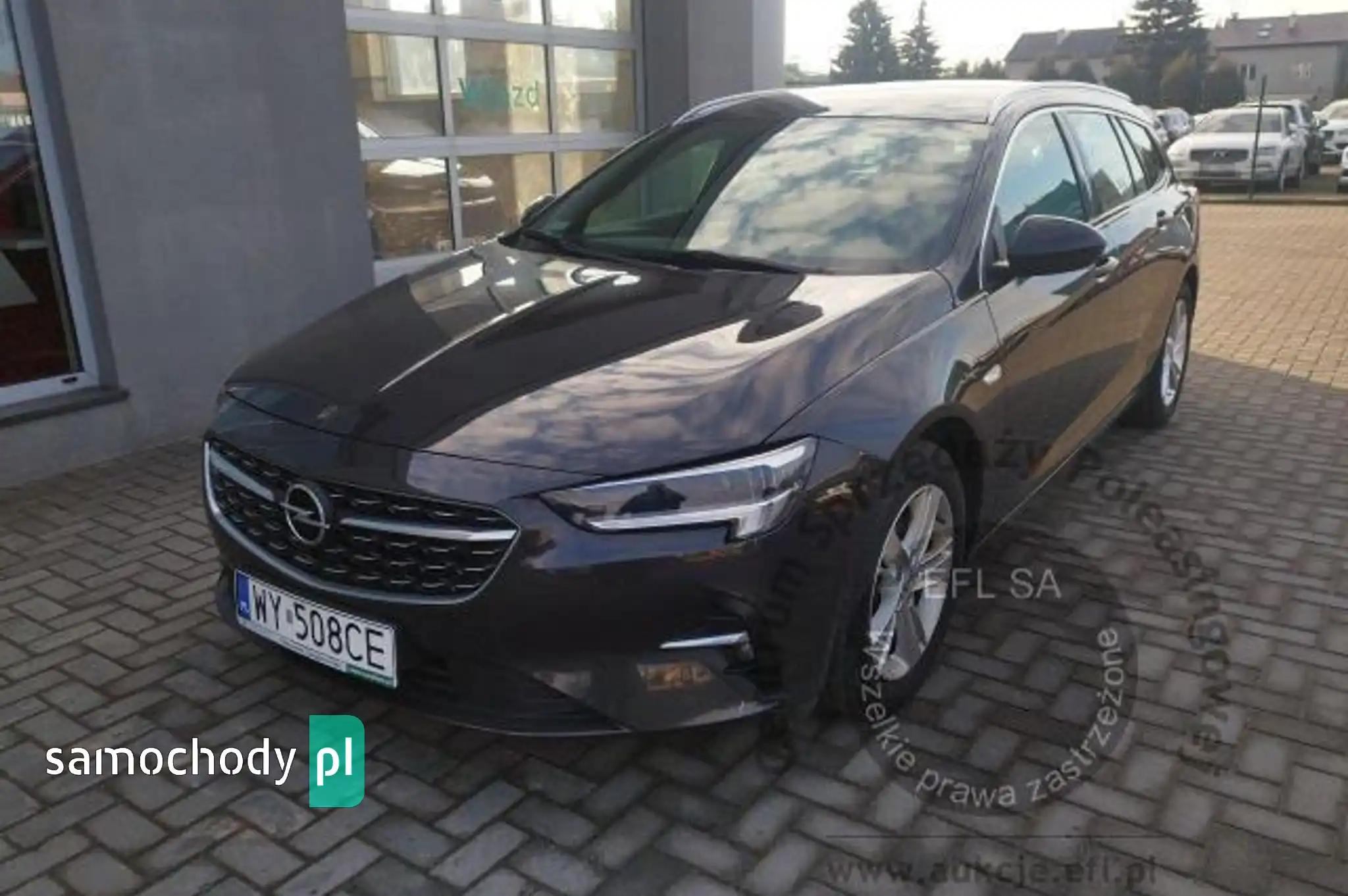 Opel Insignia 2021
