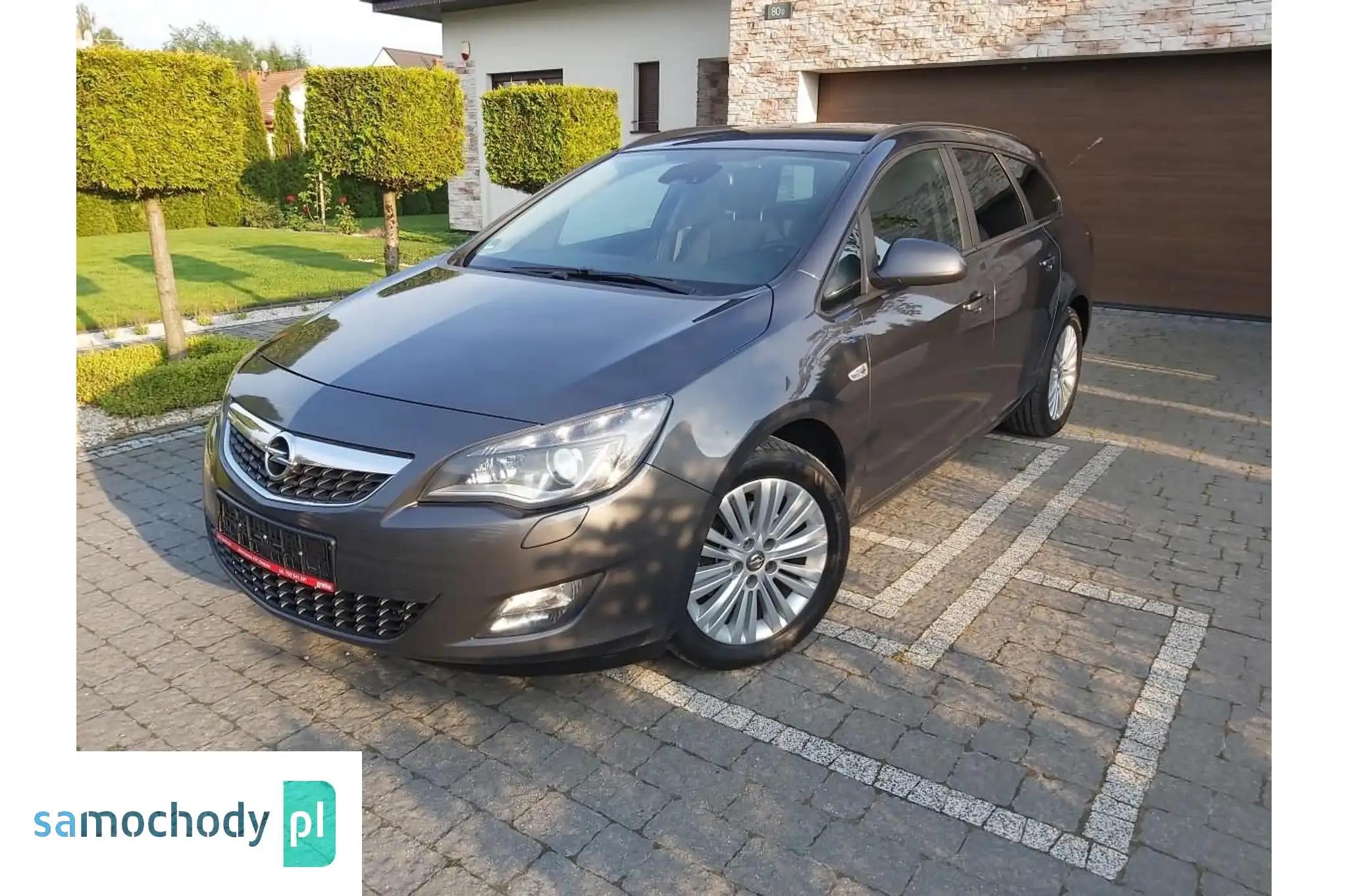 Opel Astra Kombi 2011