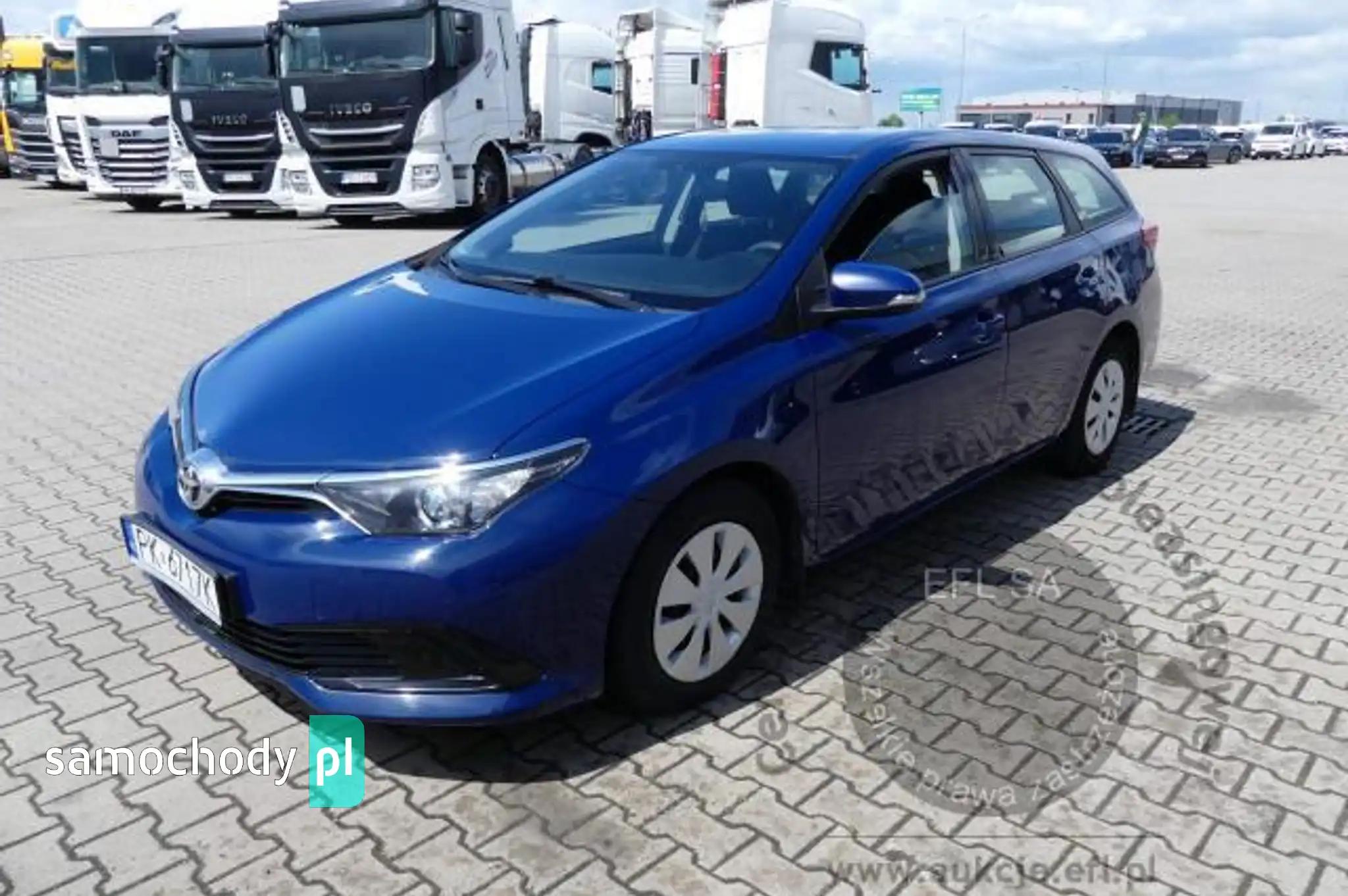 Toyota Auris 2016