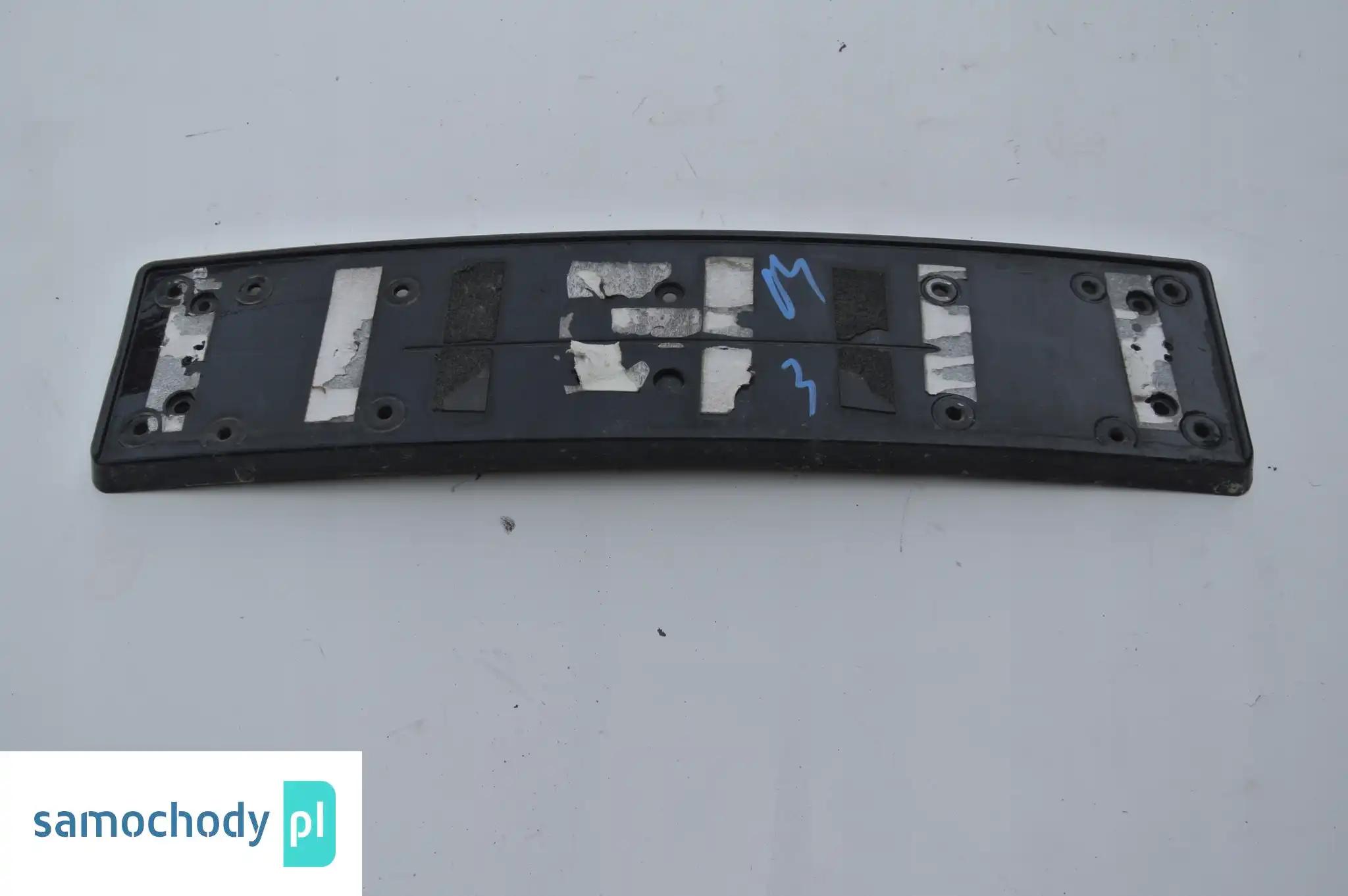 BMW E92 PODKŁADKA POD TABLICE 8041166