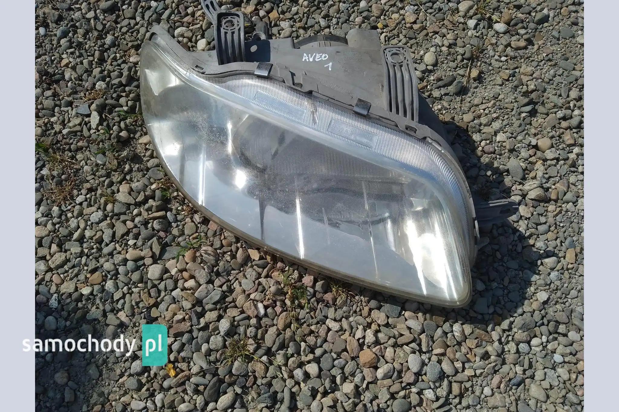 Lampa prawa przednia przód Chevrolet Aveo I T200