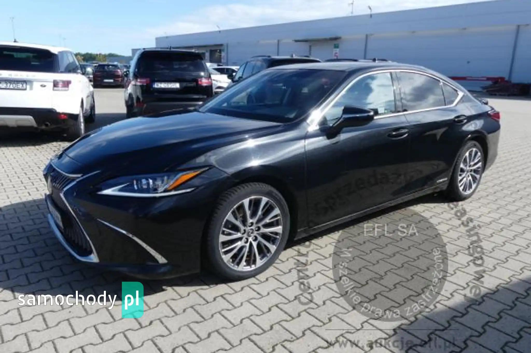 Lexus ES 2020
