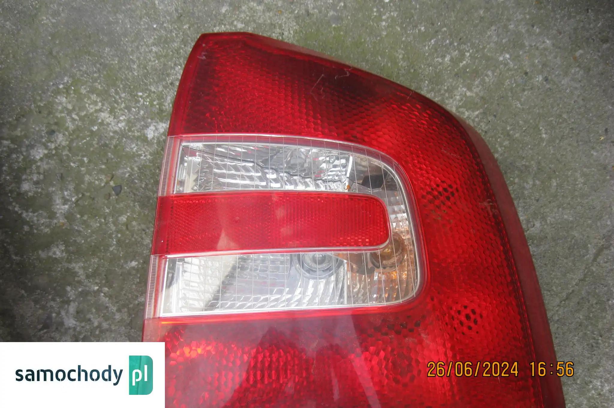 LAMPA TYLNA 1Z9945096 SKODA OCTAVIA II 1Z KOMBI PRAWA ORYGINAŁ