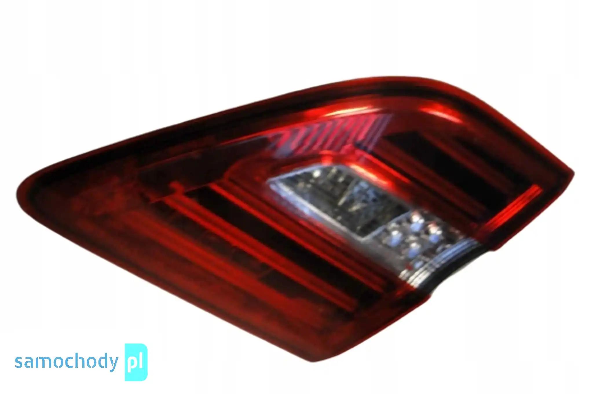 MERCEDES ML W166 166 LAMPA TYLNA PRAWA W KLAPĘ