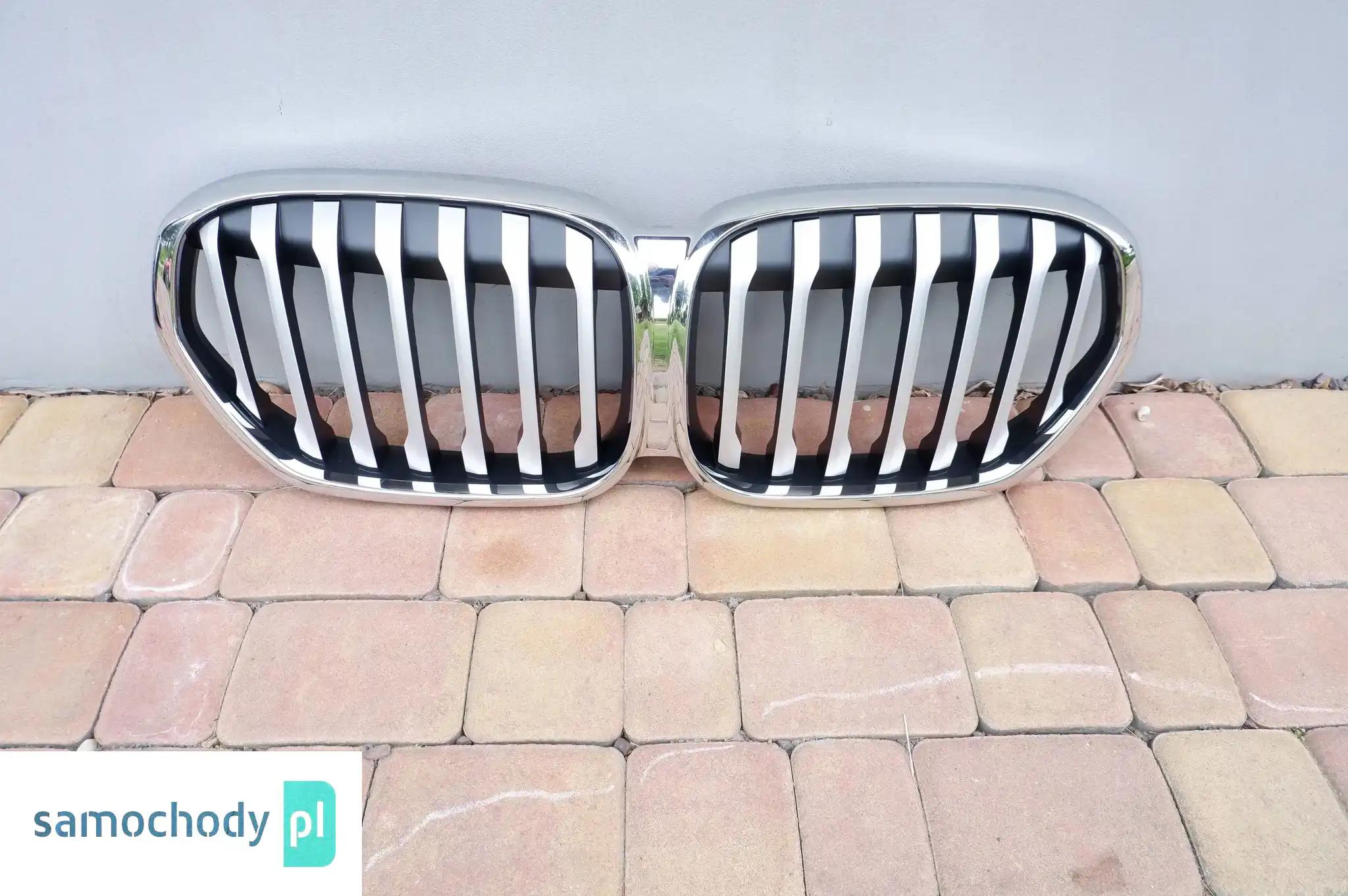 BMW X1 F48 NERKA ATRAPA GRILL 8493451