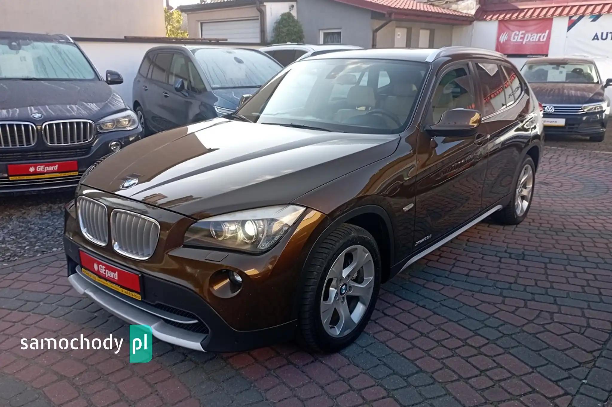 BMW X1 SUV 2011