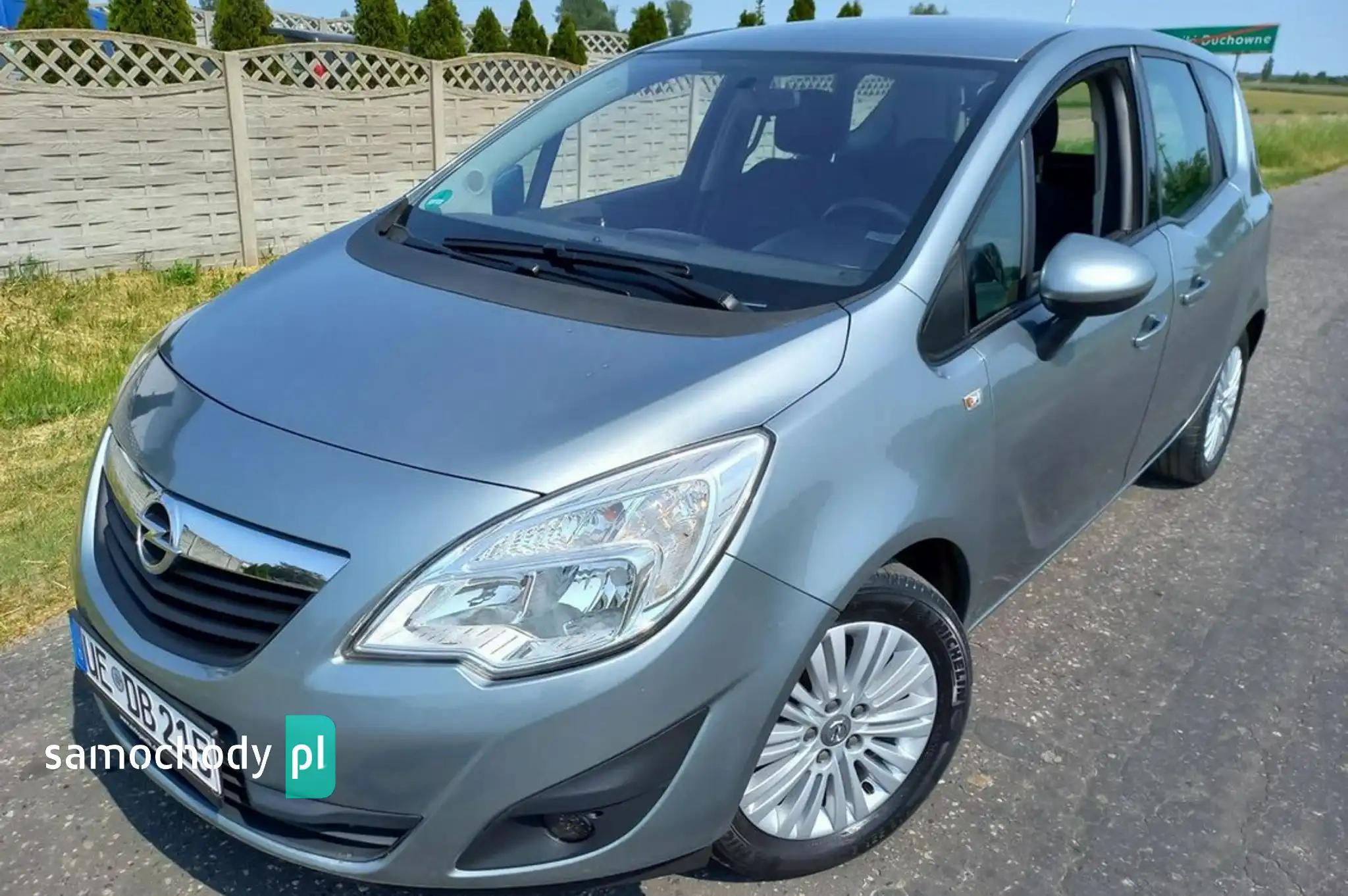 Opel Meriva Minivan 2013