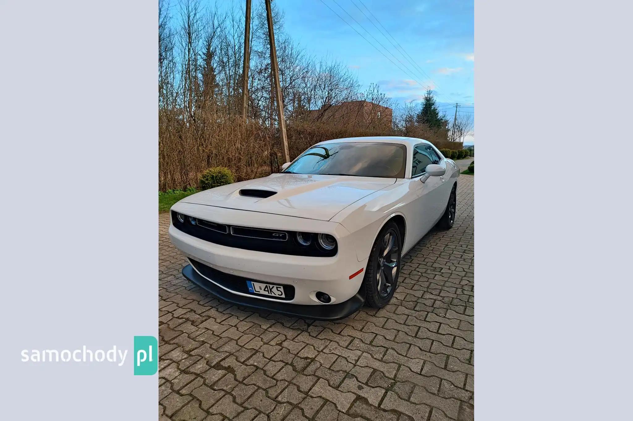 Dodge Challenger Coupe 2019