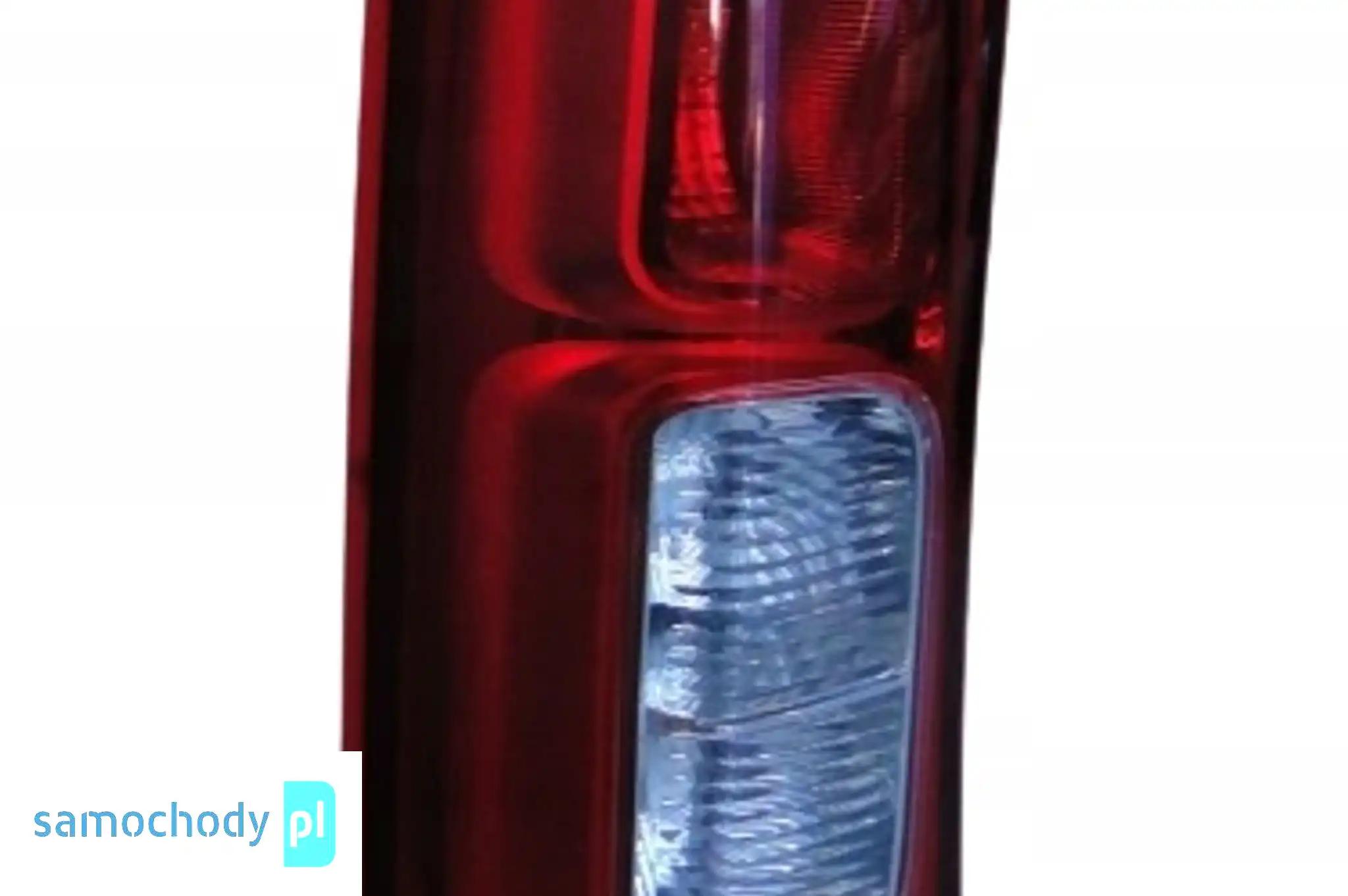 MERCEDES CITAN W415 415 LAMPA W BŁOTNIK TYLNA LEWA TYŁ