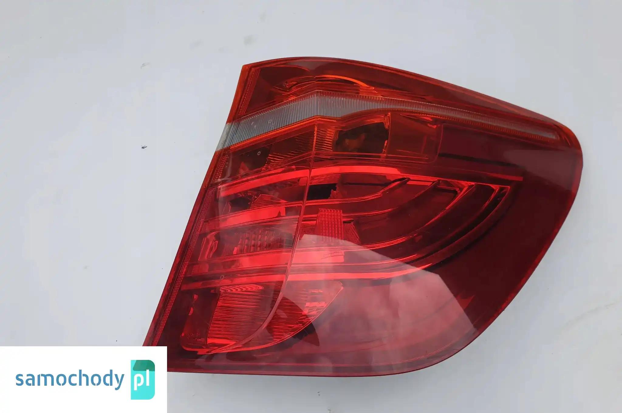 BMW F25 X3 LAMPA PRAWY TYŁ 7217306