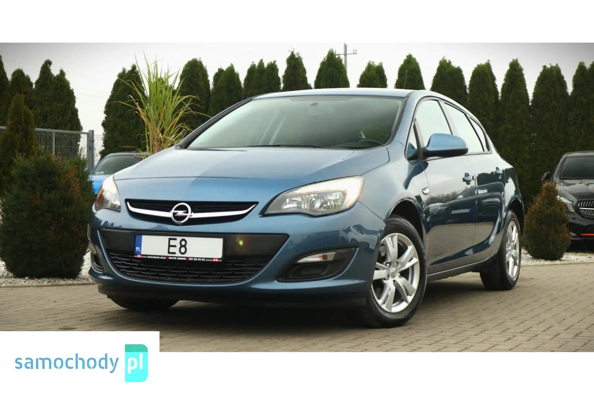 Opel Astra Inny 2015