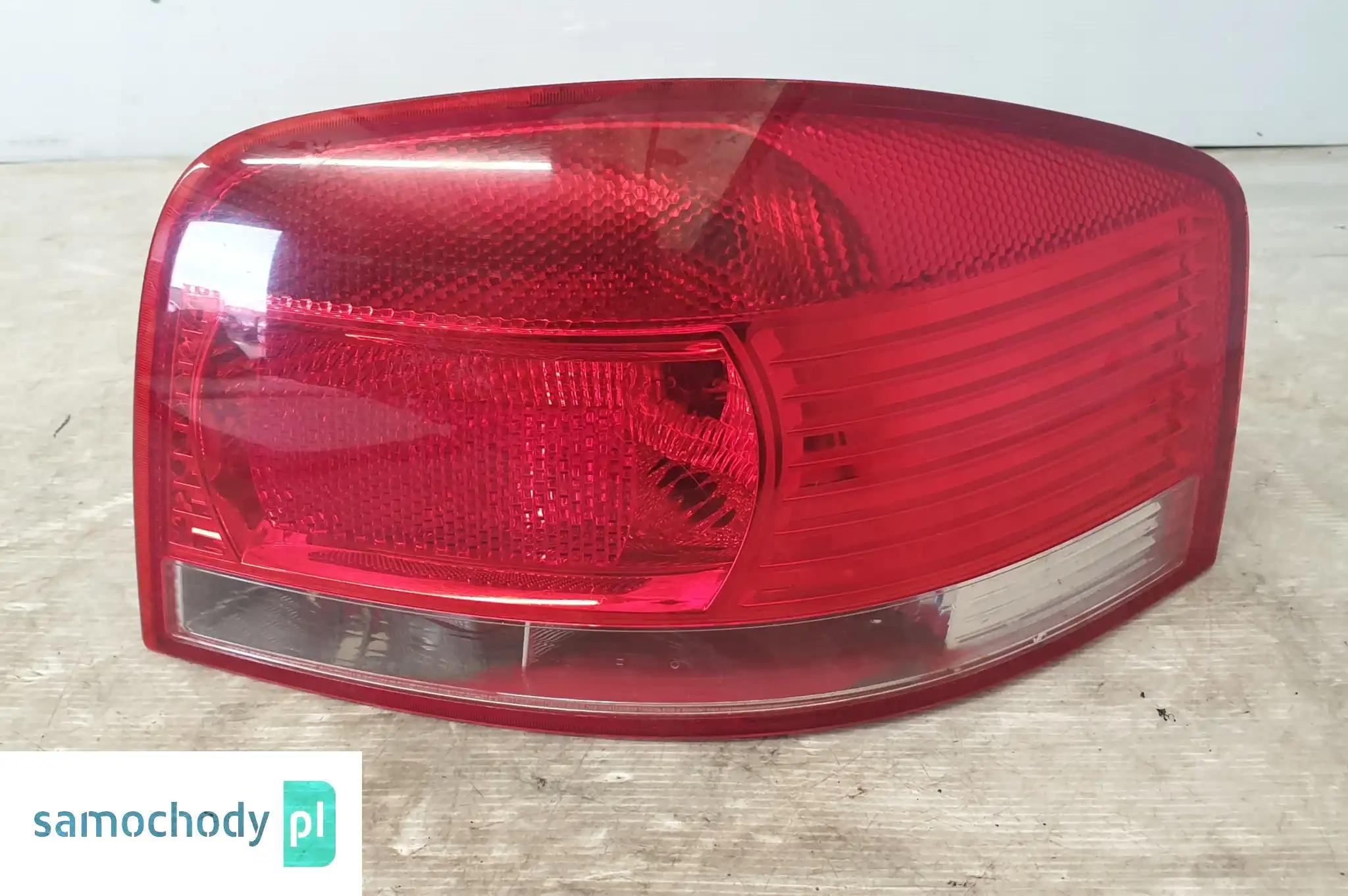 AUDI A3 8P 3D LAMPA PRAWA TYLNA 8P0945096A