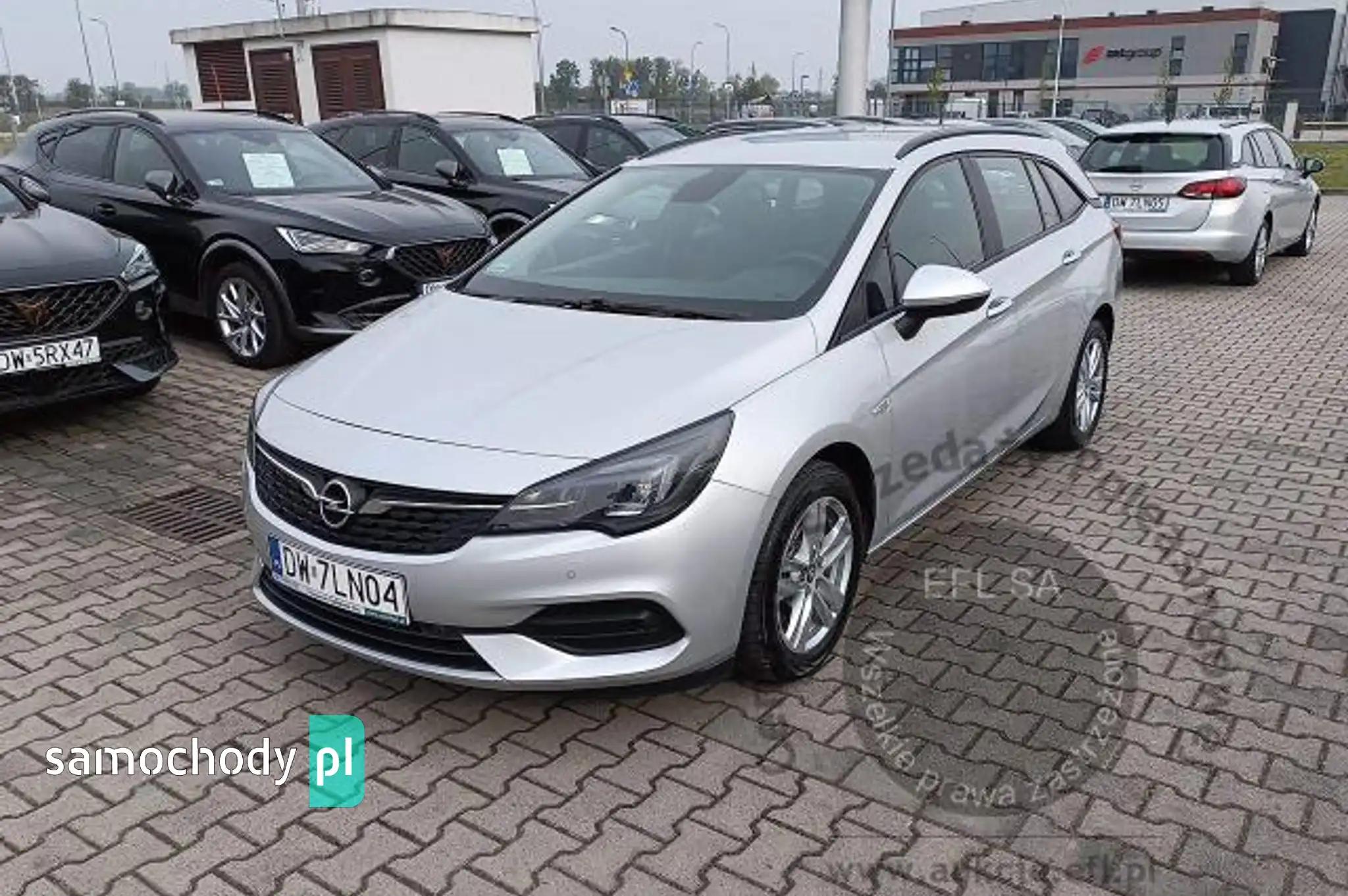 Opel Astra 2020