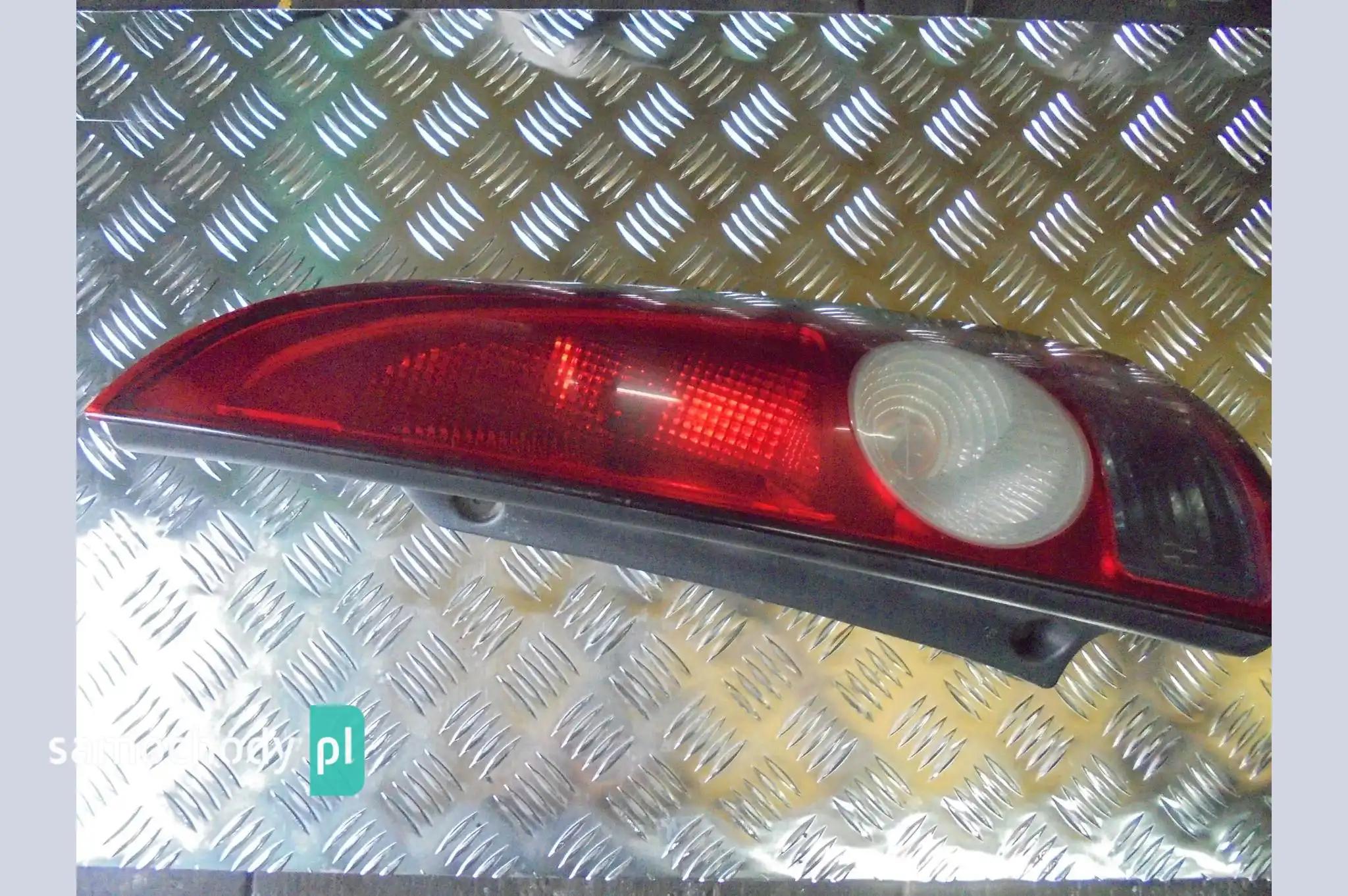 Lampa tył prawa tylna Renault Espace IV