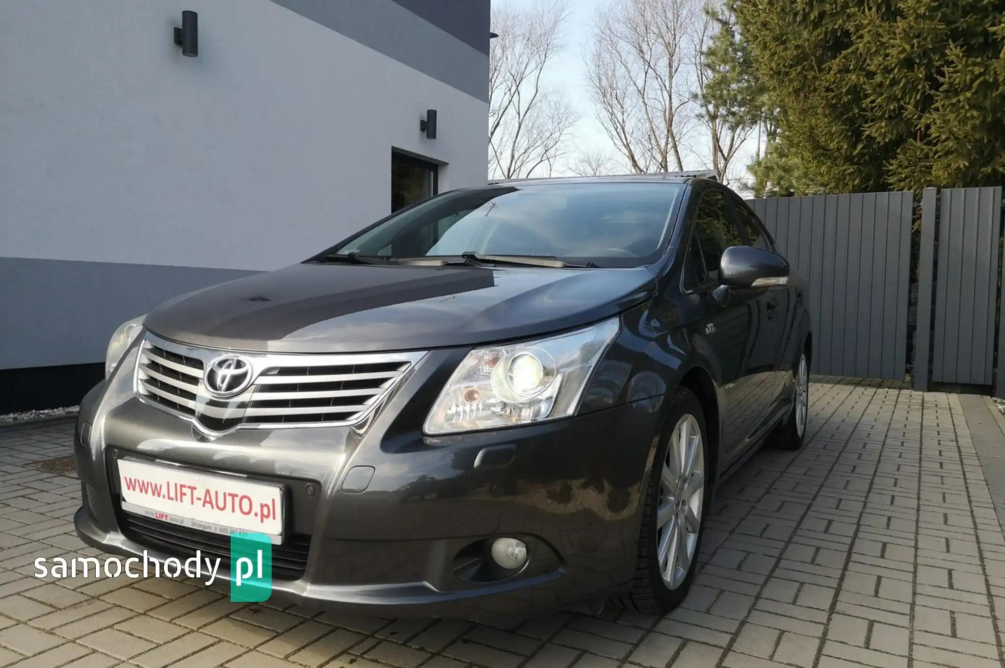 Toyota Avensis Sedan 2009