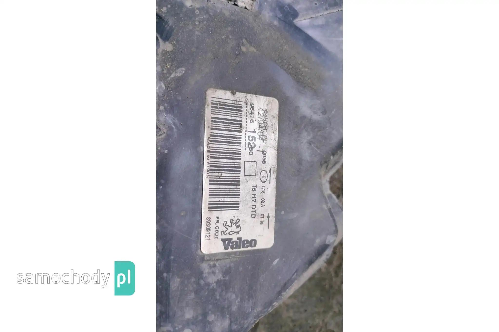 Reflektor Lampa Prawa Przód VALEO Peugeot 307 I (2001-2005) H7