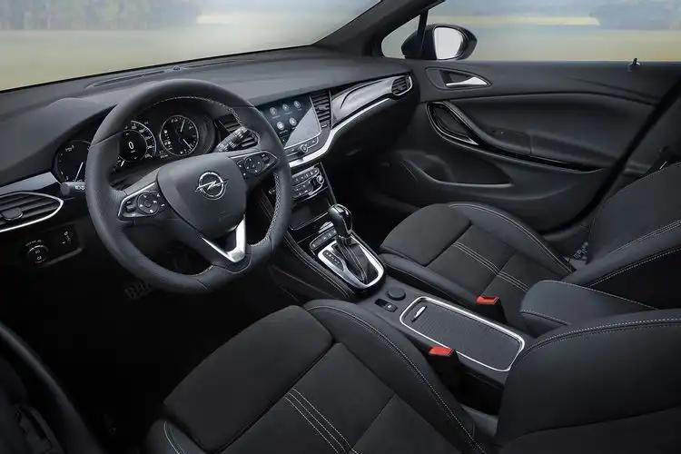 Opel Astra - jaki silnik wybrać?
