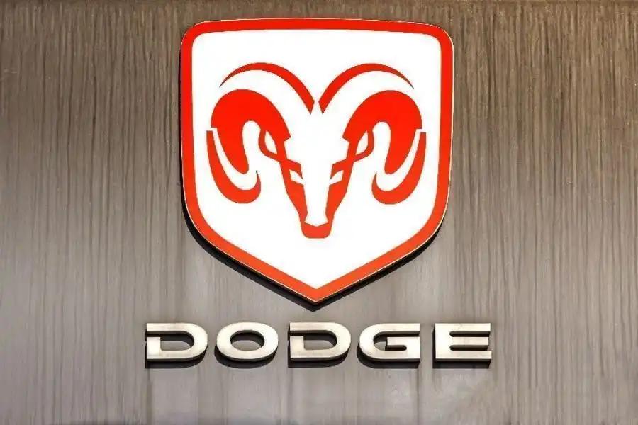 Historia Dodge - droga, która nie była usłana różami.