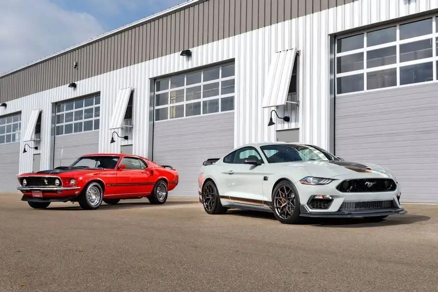 Ford Mustang – sportowy, kompaktowy model, doczekał się sześciu generacji