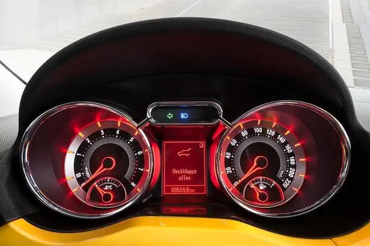 Opel Adam - jaki silnik wybrać?