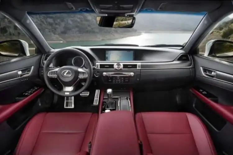 Lexus GS - samochód osobowy klasy wyższej