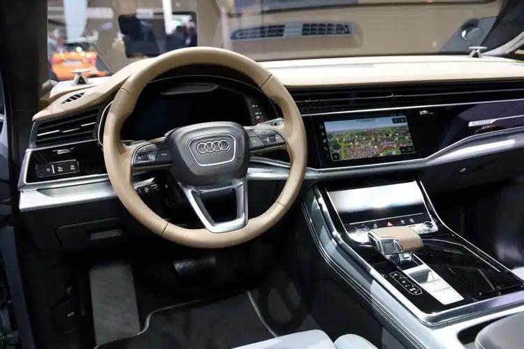 Nowe suv Audi Q7