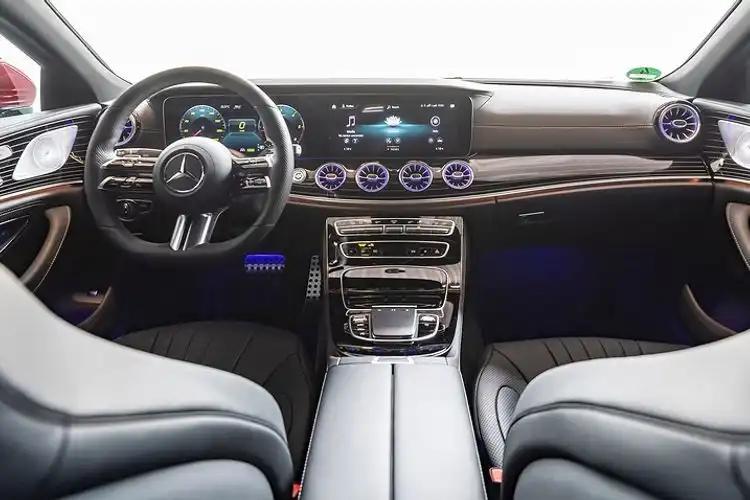 Mercedes-Benz CLS - klasa średnia-wyższa
