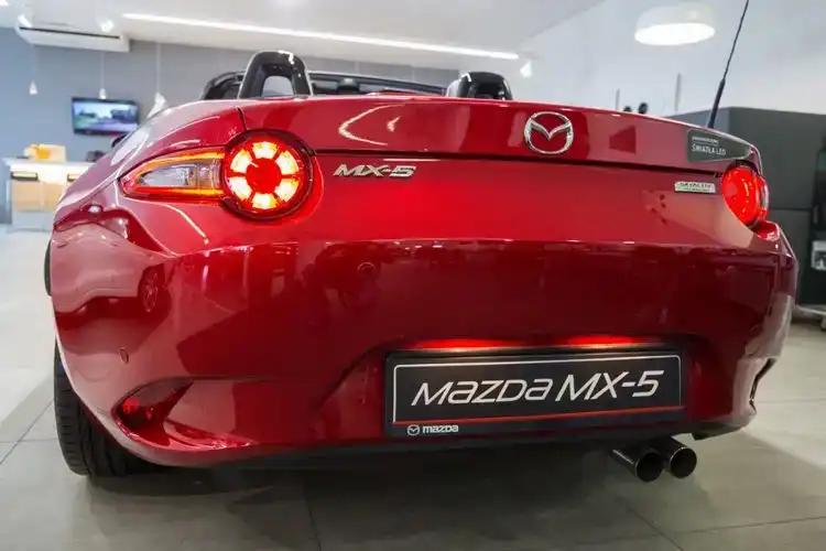 Mazda MX-5 - jaki silnik wybrać? 